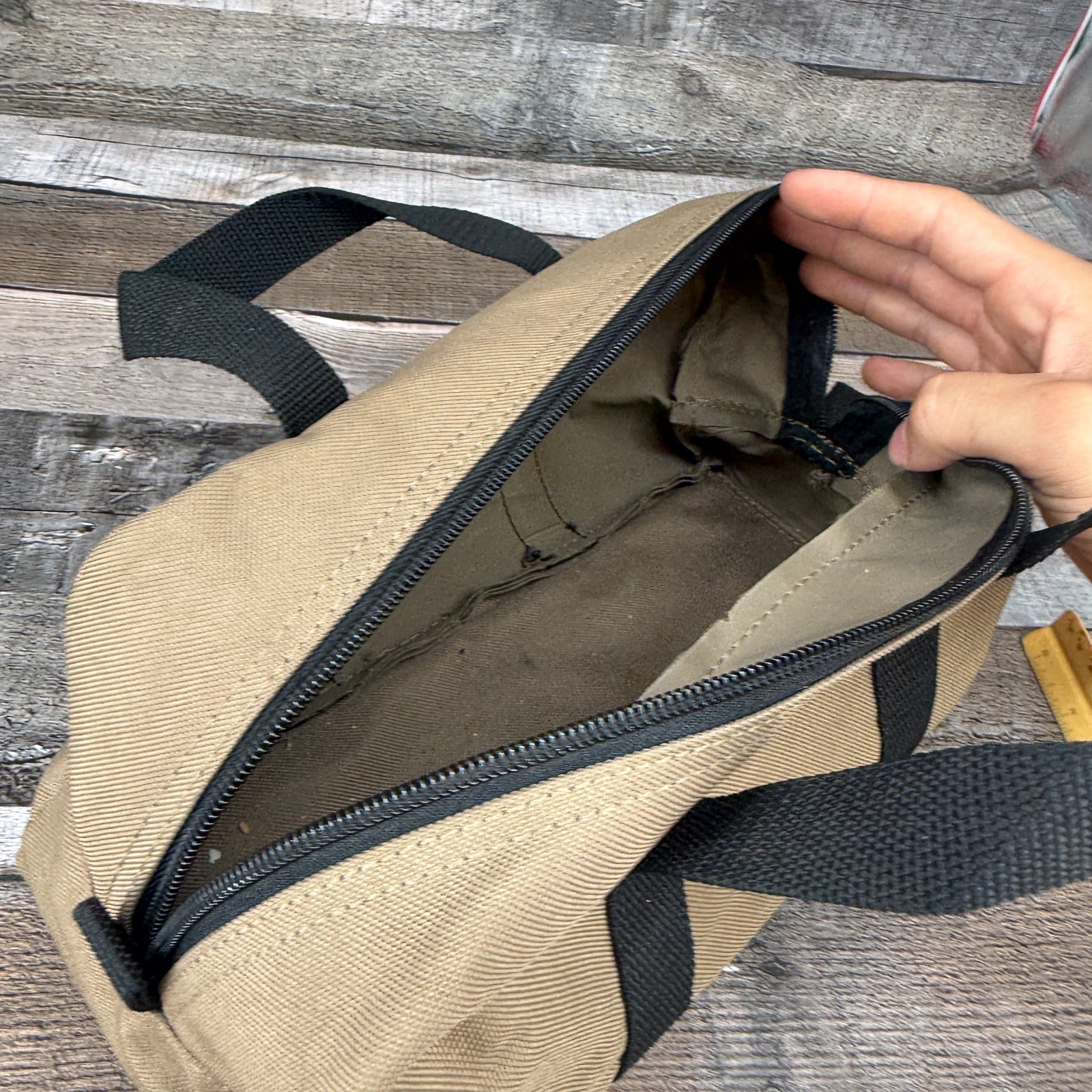 CLC Custom Leathercraft 1107 Utility Tote Missing Zipper