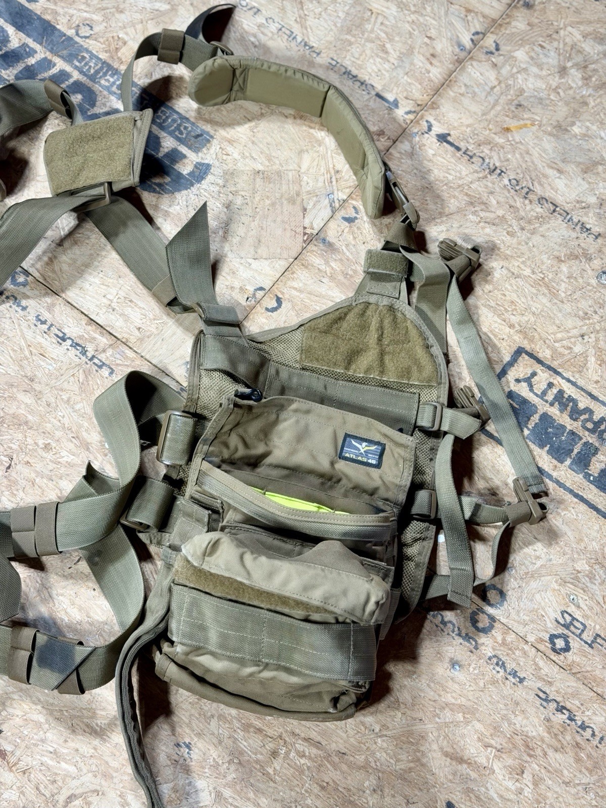 Atlas 46 Stratos Open Core Tool Vest With Tool Pouch Drill Save! Diamondback