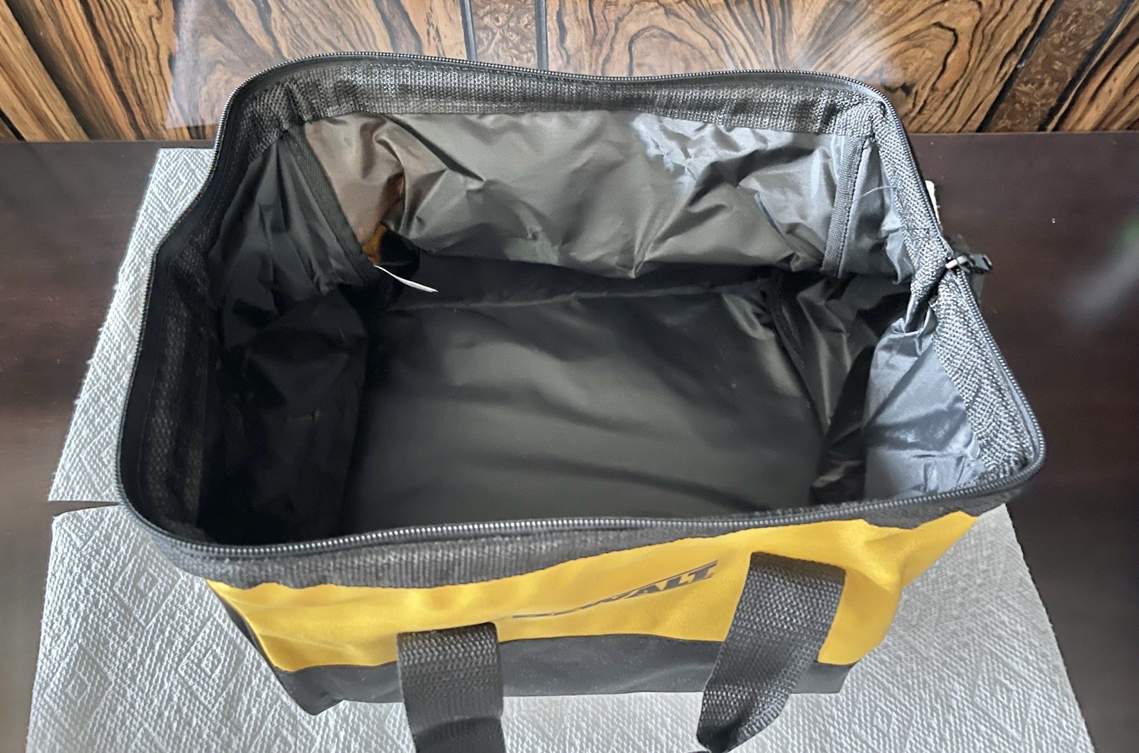 NEW Dewalt Large Nylon 13 x 10 x 10 Collapsable Tool Bag Tote