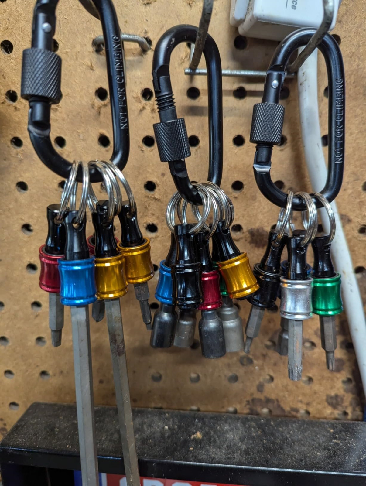 Drill Bit Holder Keychain 1/4″ Socket Hex Shank Impact Driver Screwdriver Holder
