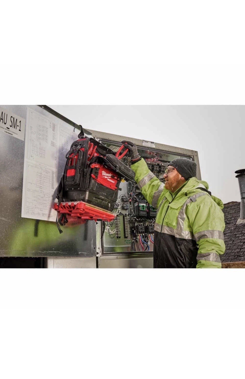 Brand New Milwaukee 48-22-8303 PACKOUT Structured Backpack