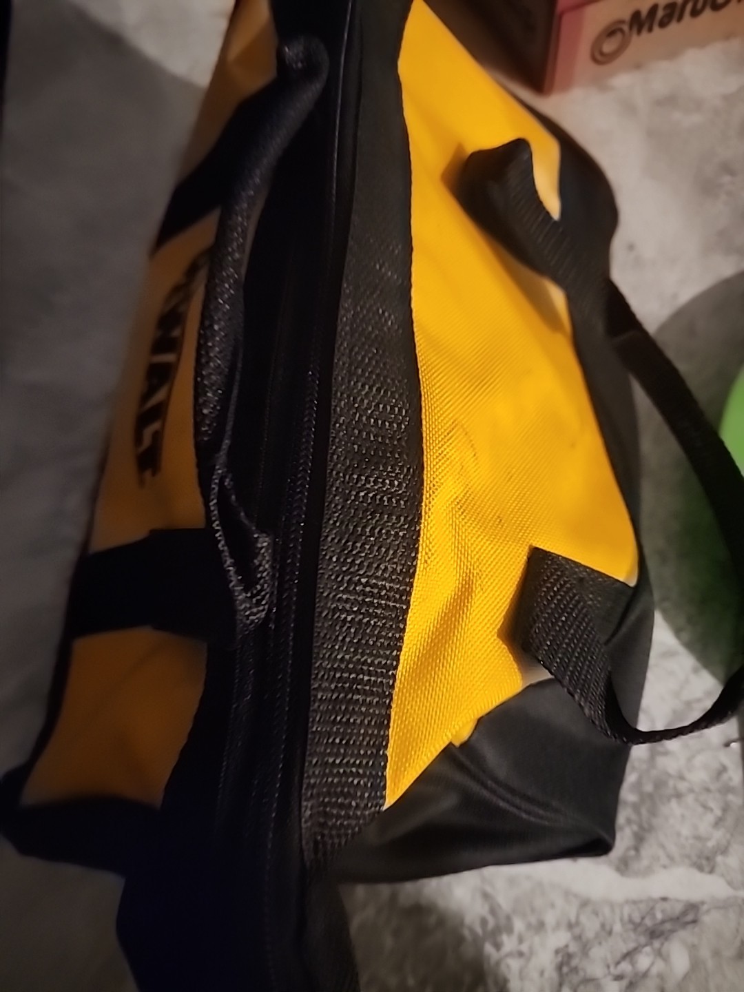 DEWALT N294699 Soft Tool Bag