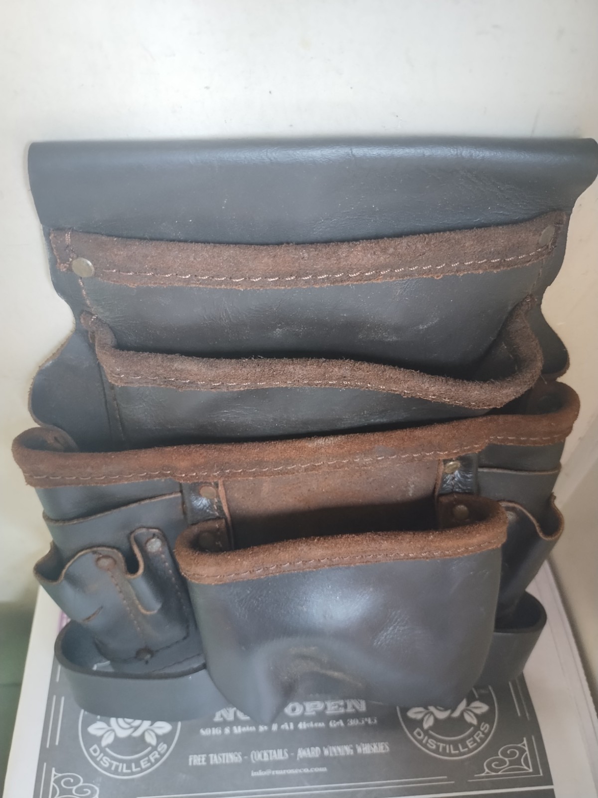 Voyager Oil Tanned Leather Tool Pouch 47635 Brown Rivet Reinforced Pockets