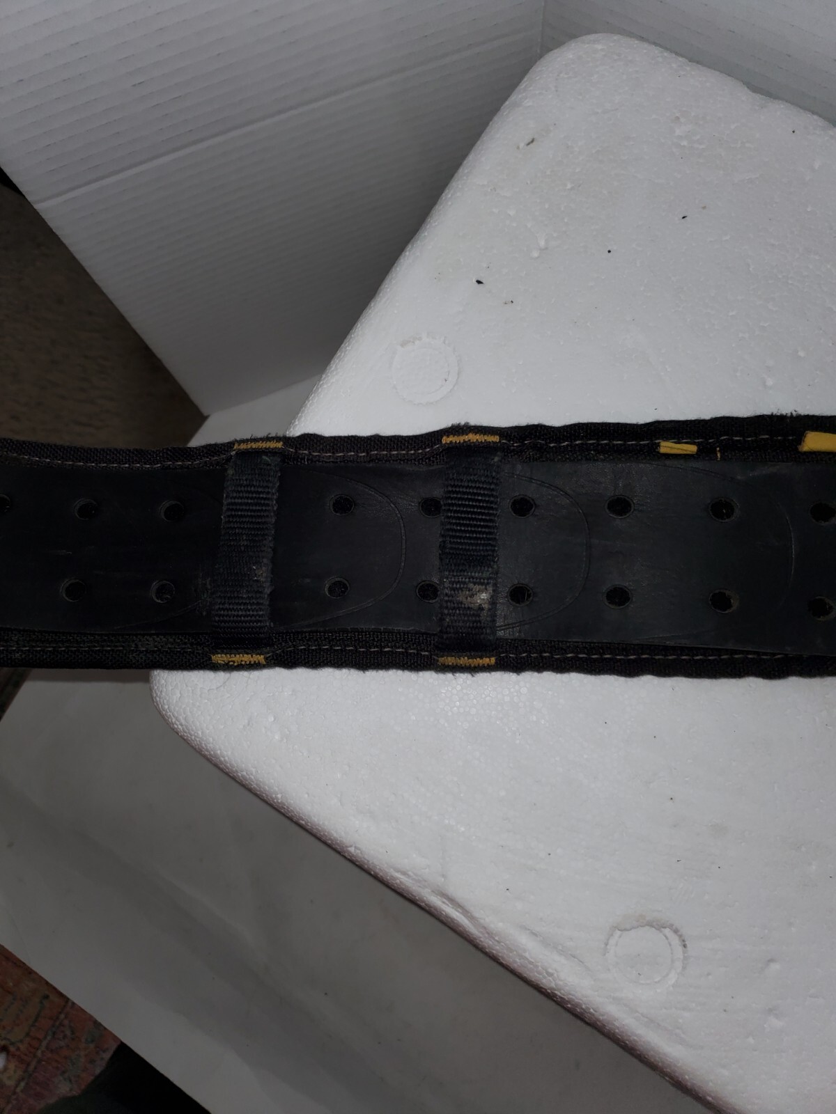Dewalt Heavy Duty Hook Loop Tool Belt with HUSKY Heavy duty leather belt