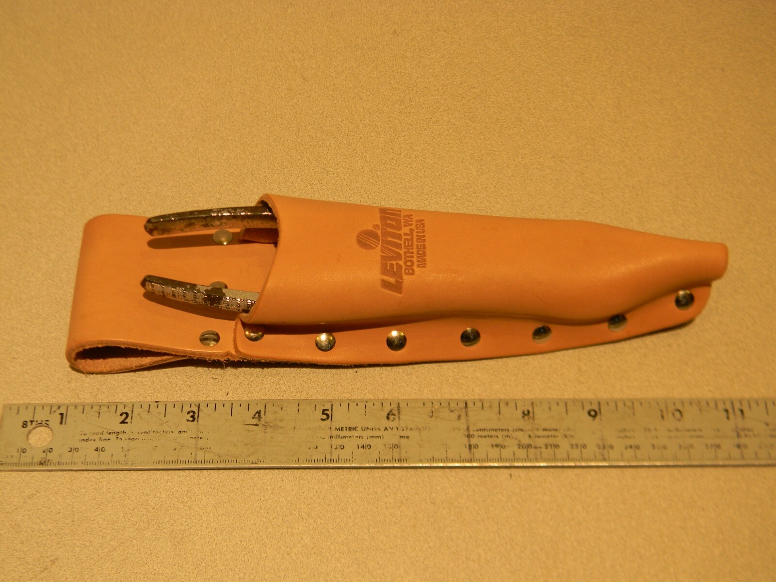 Leviton Top Grain Leather Nines Pliers Tool Holder Holster 7″ Pouch Made in USA