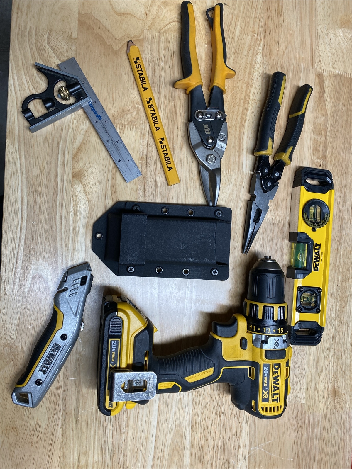 Tape Measure Holder with Utility Knife Pouch, Holds dozens of Items!