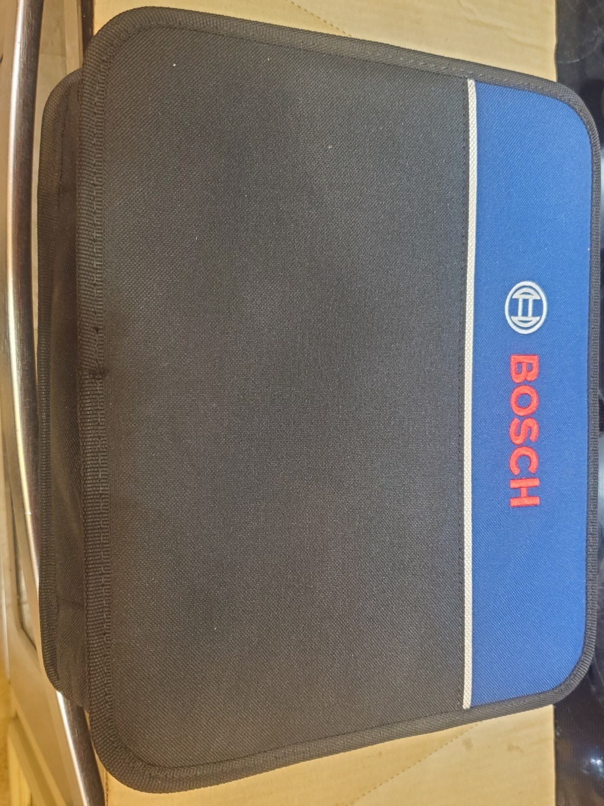 BOSCH 11 X 9 X 3-1/2 Zipper Heavy Duty Padded Tool Bag , New
