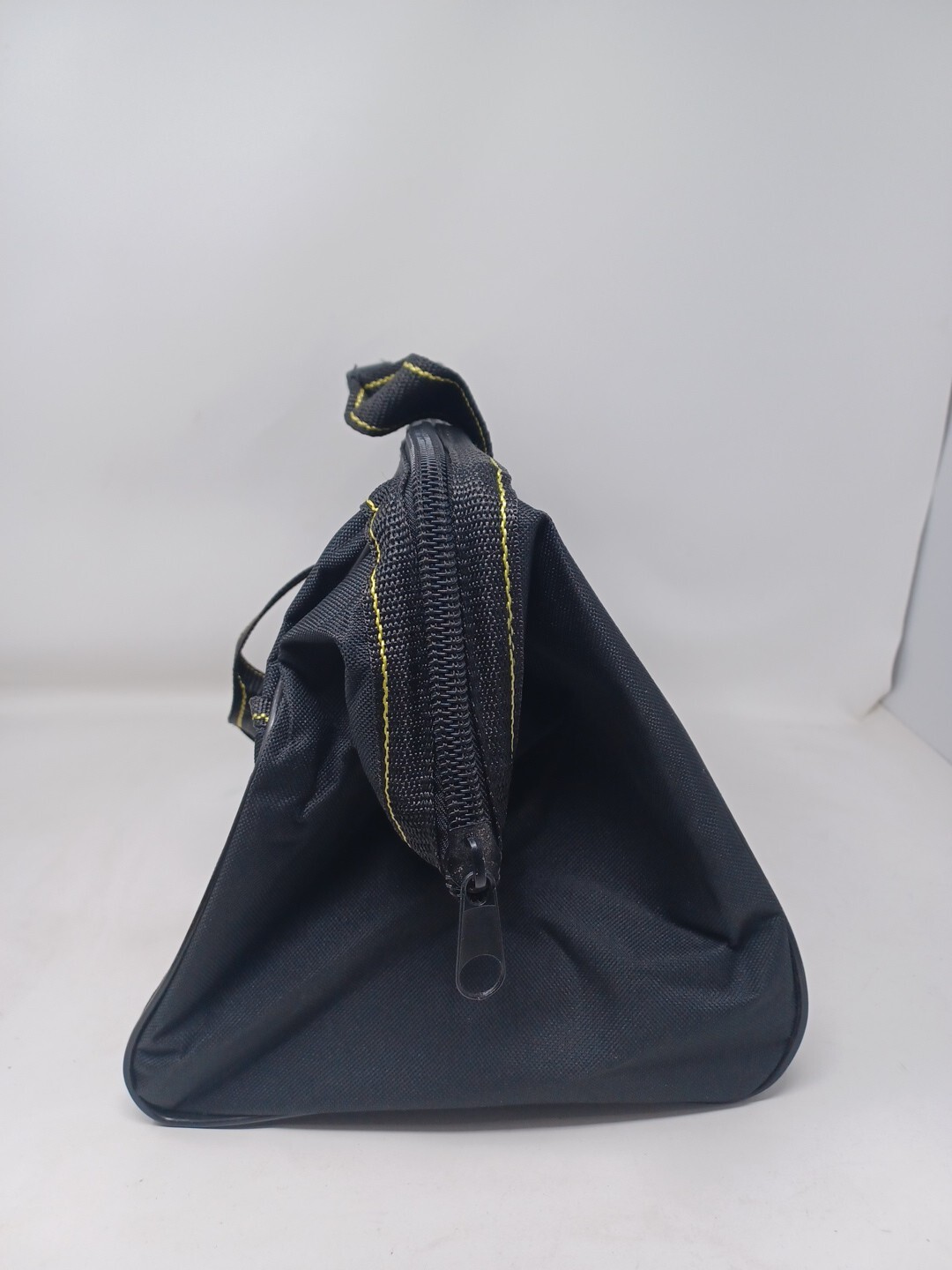 Voyager Heavy Duty 15″x10″x9″ Tool Bag Tote 6 Exterior & 8 Interior Pockets