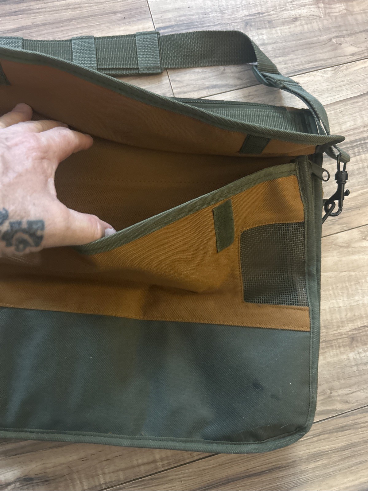 Bucket Boss Canvas Tool Messenger Style Shoulder Bag Work 17x13in