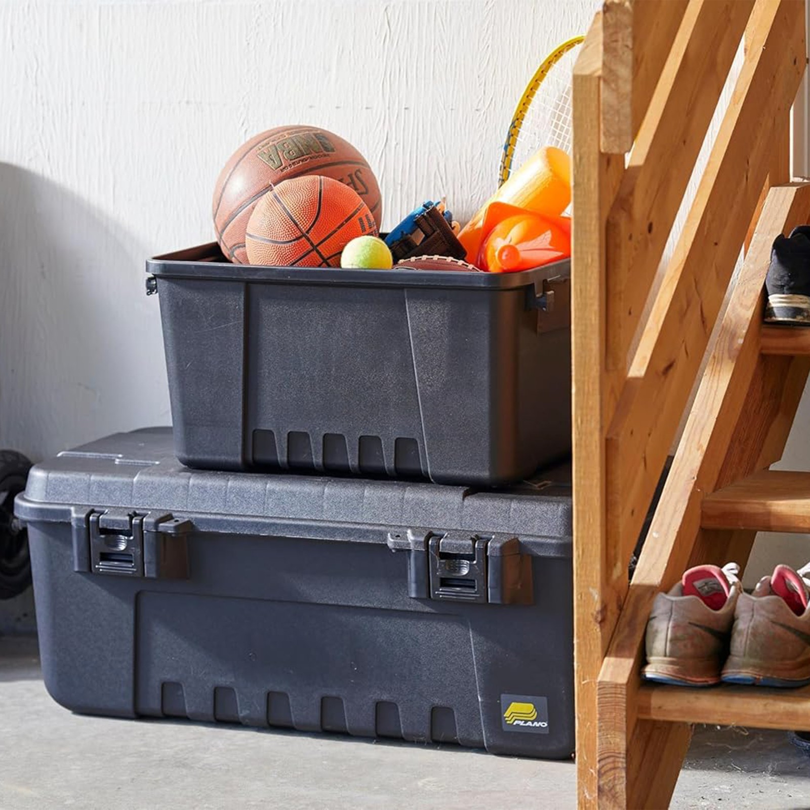 Plano 5 Pack Small Hinged Sportsman’s Trunk for Outdoor Gear and Tools, Black