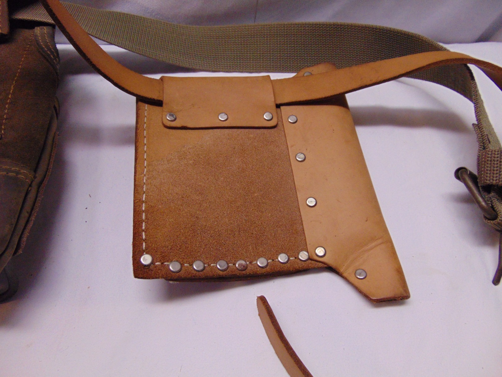 (3) Leather tool / work belts tool pouches Klein 1054 R / AWP / Bolen #5108