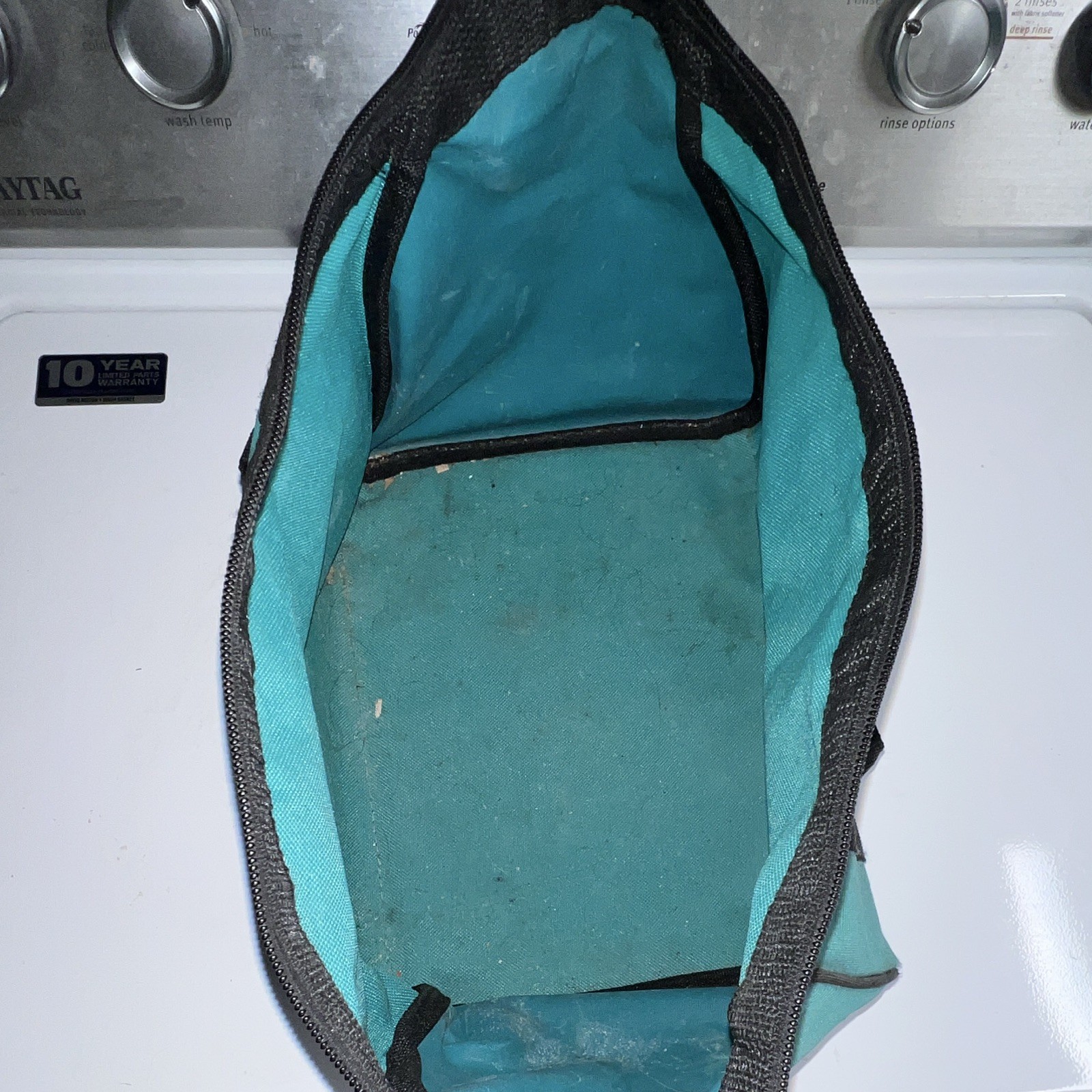 Makita Fabric Tool Bag Teal/Black w/ Handle, Zipper Closure, Single Item