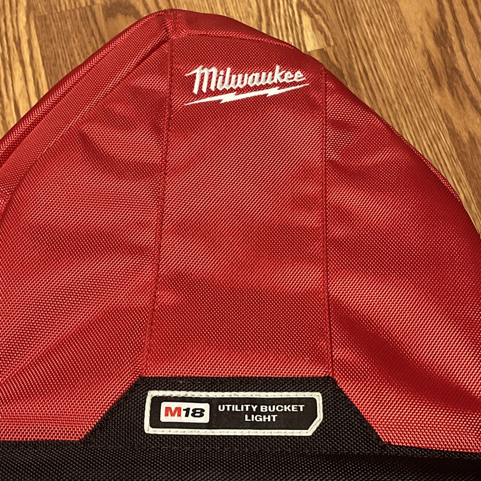 Milwaukee 42-55-2123 Utility Bucket Light Bag For tools — 9389