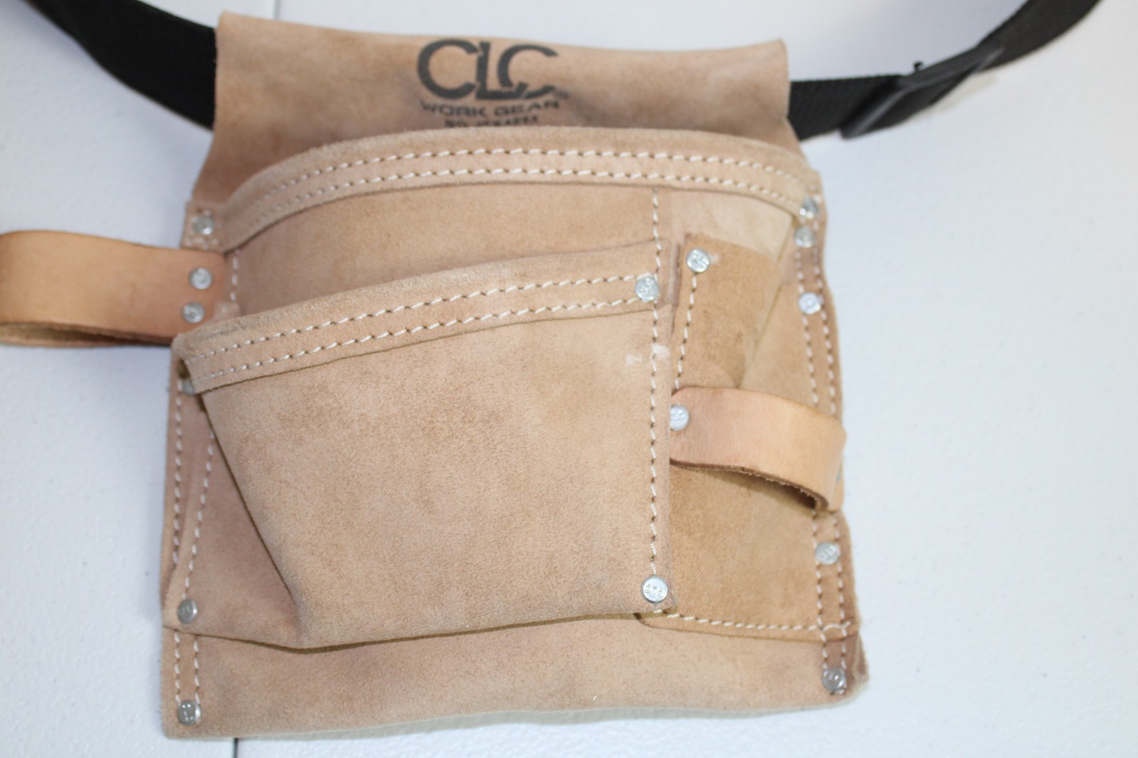 CLC # IPK489X Work Gear Softy Leather Pouch 7 slots with belt