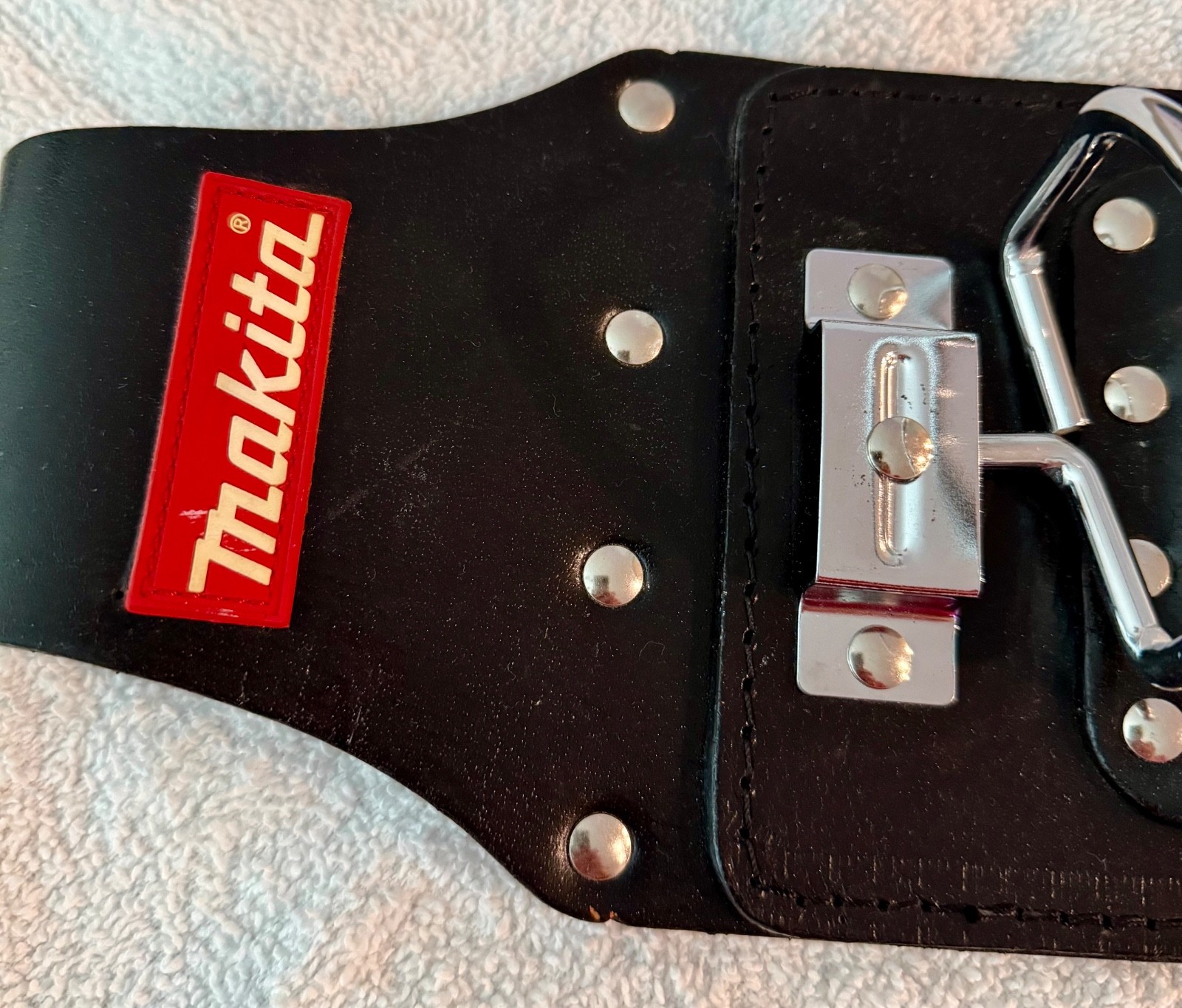 MAKITA SIDE GATE**HAMMER/TOOL HOLDER**BLACK