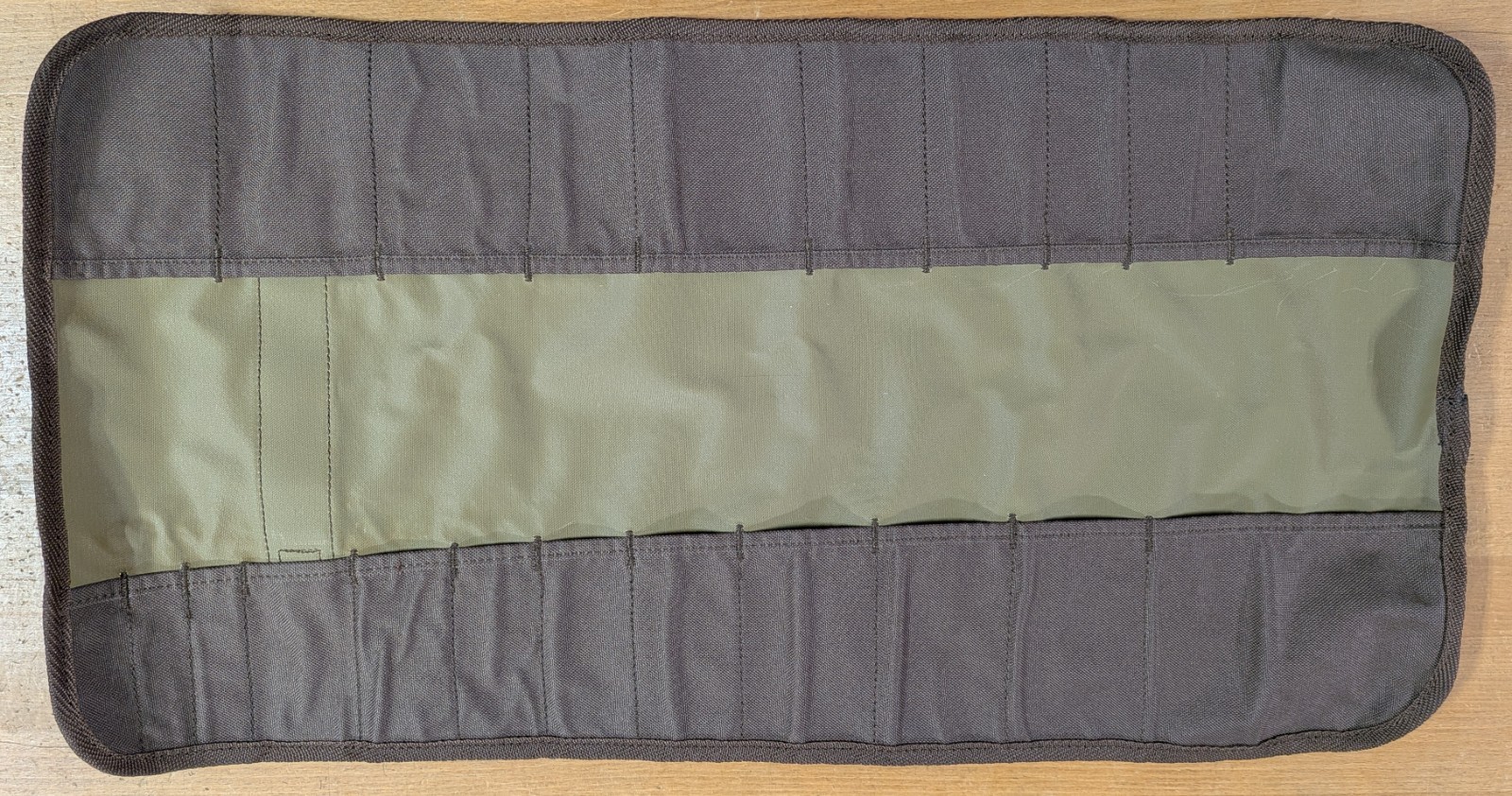 Kuny’s heavy duty canvas 22 pouch roll for chisels & similar tools Canadian made