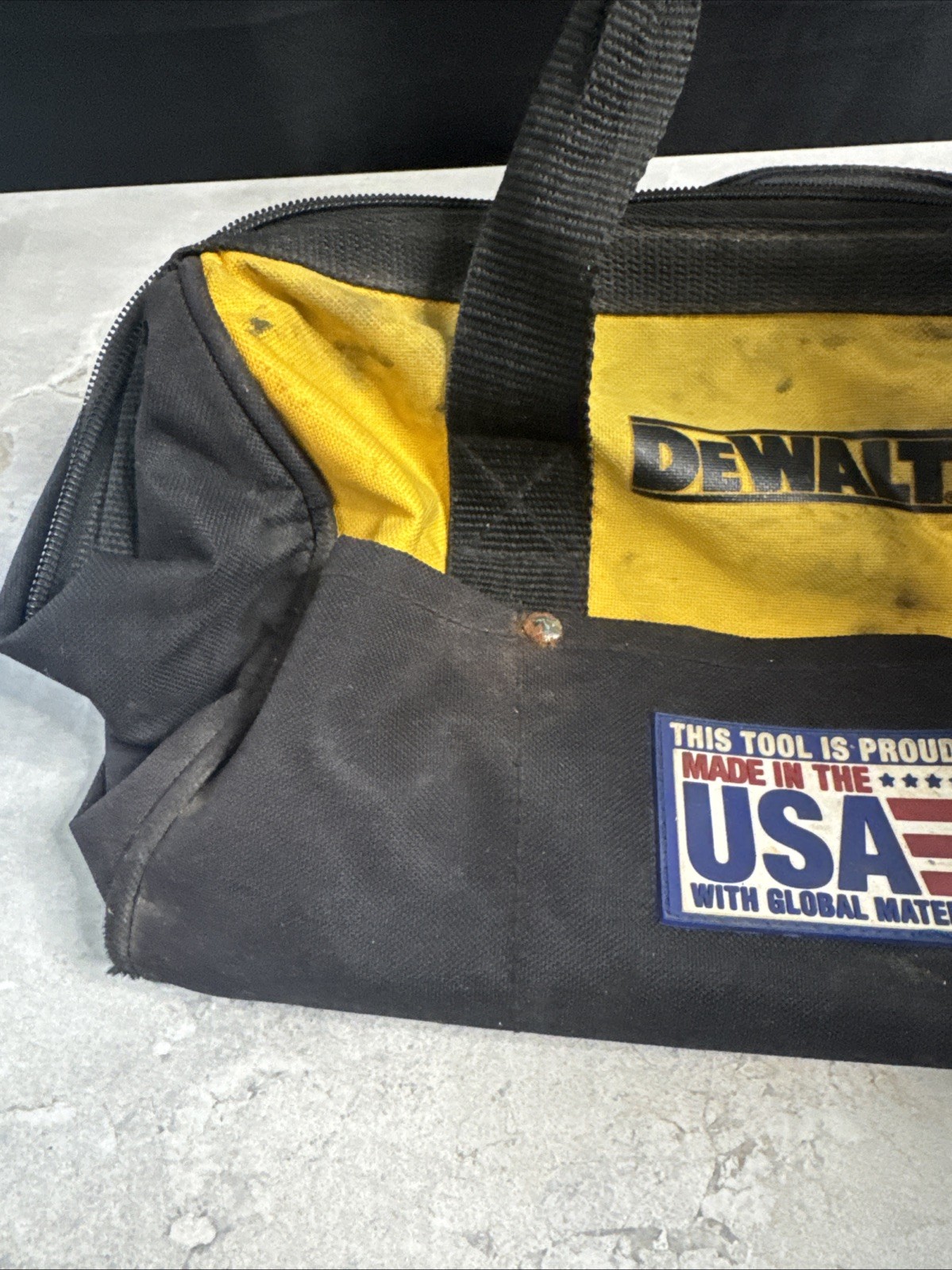 DEWALT DCK019 Tool Bag About 13″ x 9″ x 8″ Bt44