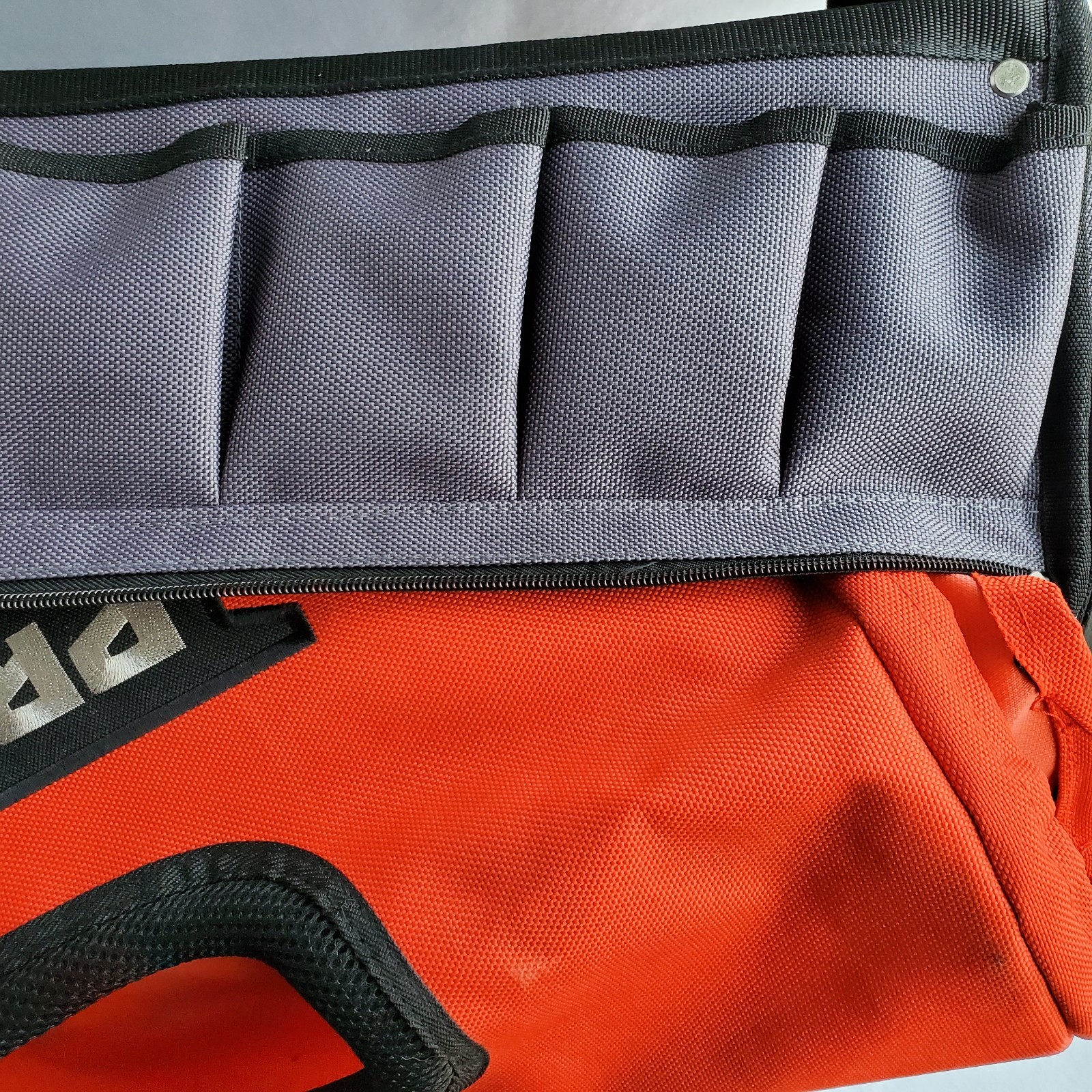 Proto J120TB Open Tote 10 Pocket Tool Bag Large 20″ x 11″ x 15″ Red & Gray LOOK