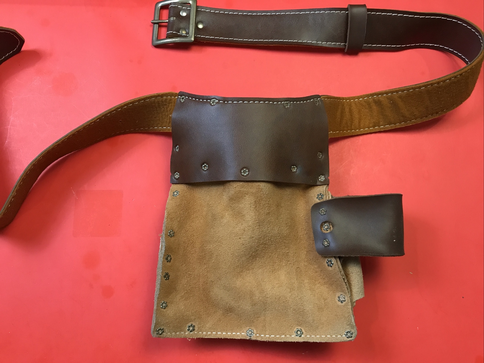 RARE! VTG NEW IN BOX, NEVER WORN! Kangaroo Tool Pouch, Genuine Leather Pro-Style