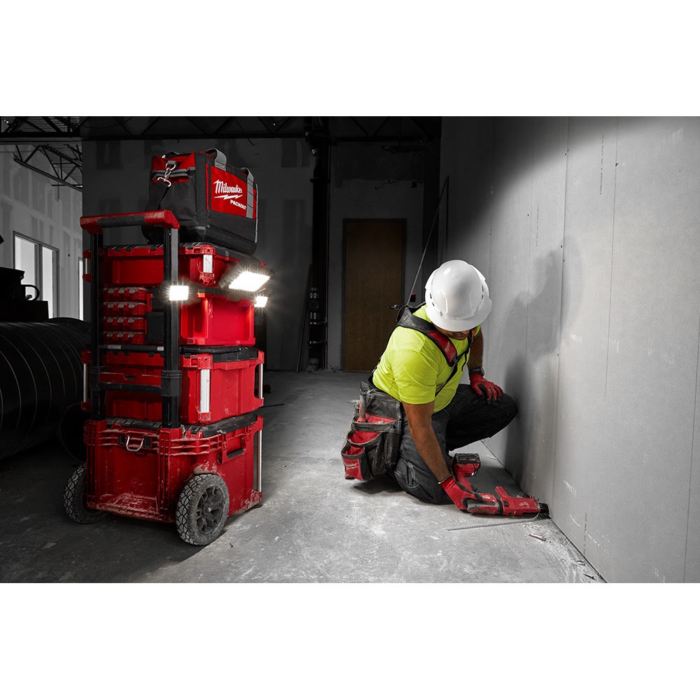 Milwaukee 48-22-8321 PACKOUT 15″ Impact Resistant Polymer Open Storage Tool Bag