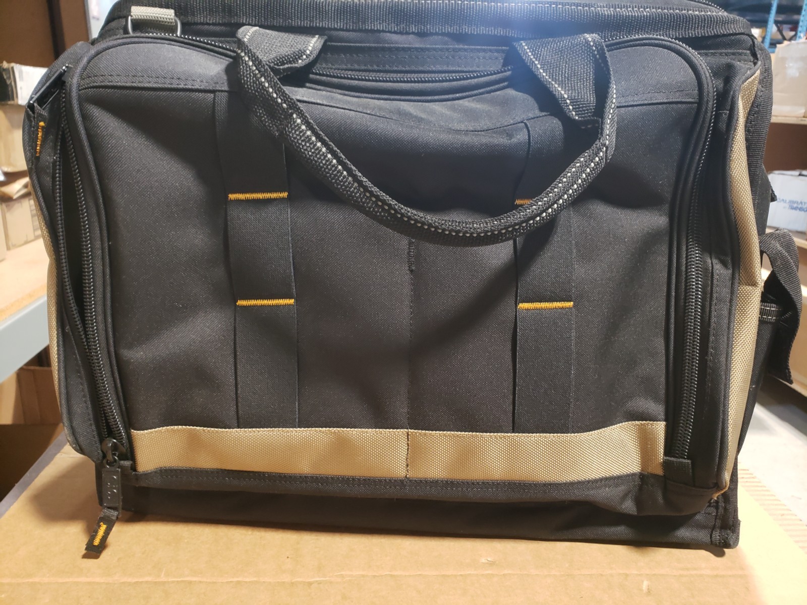 Custom Leathercraft CLC 1539 Multi-Compartment 50 Pocket Tool Bag, NEW