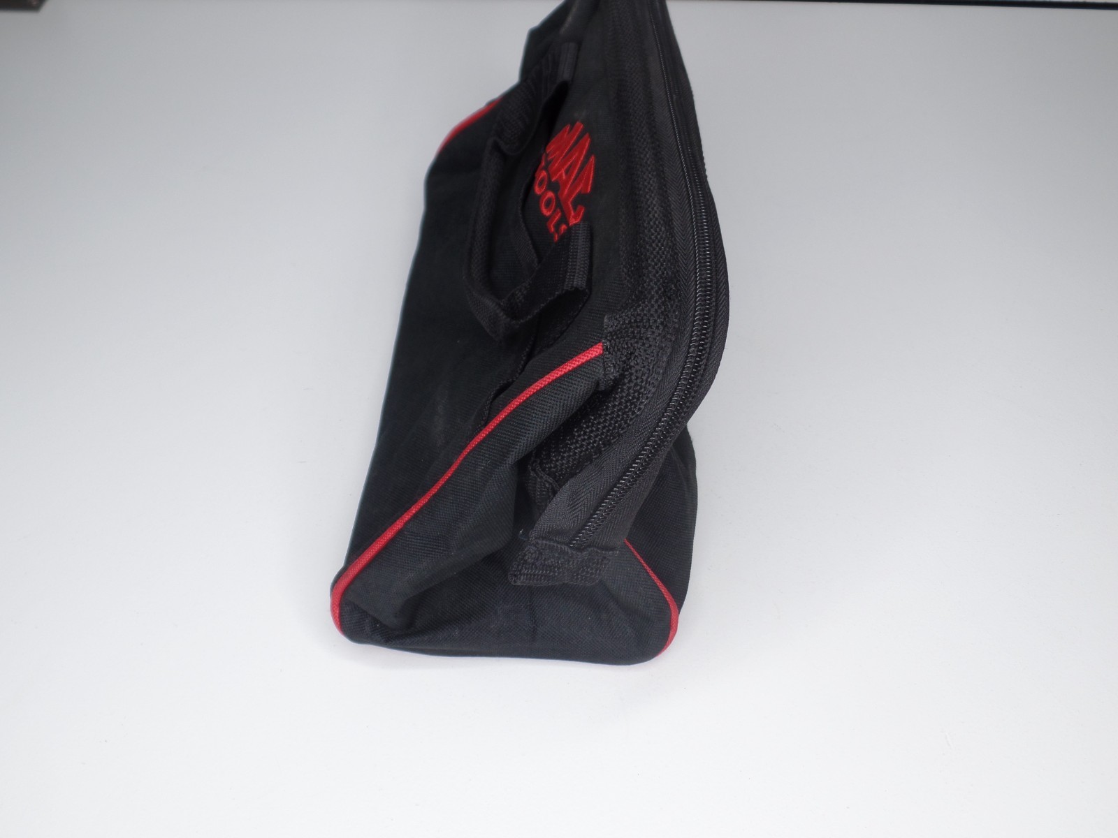Mac Tools Made in USA Black Red Small Tool Bag with Zipper Handles & Pockets