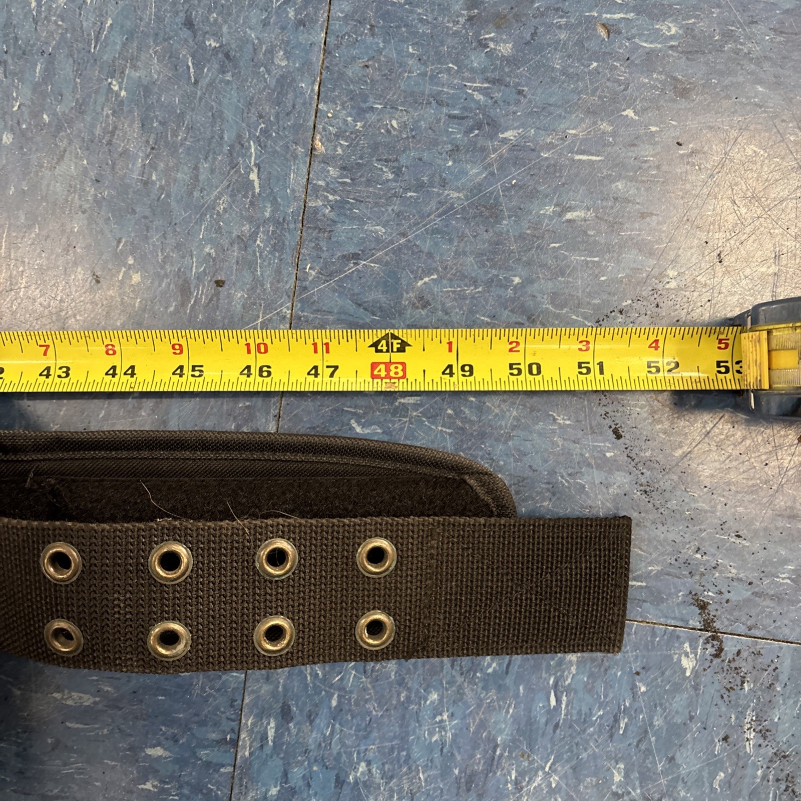 Brand New Old Stock Husky CONSGTRUCTION Tool Belt with Suspenders. Sturdy Breath