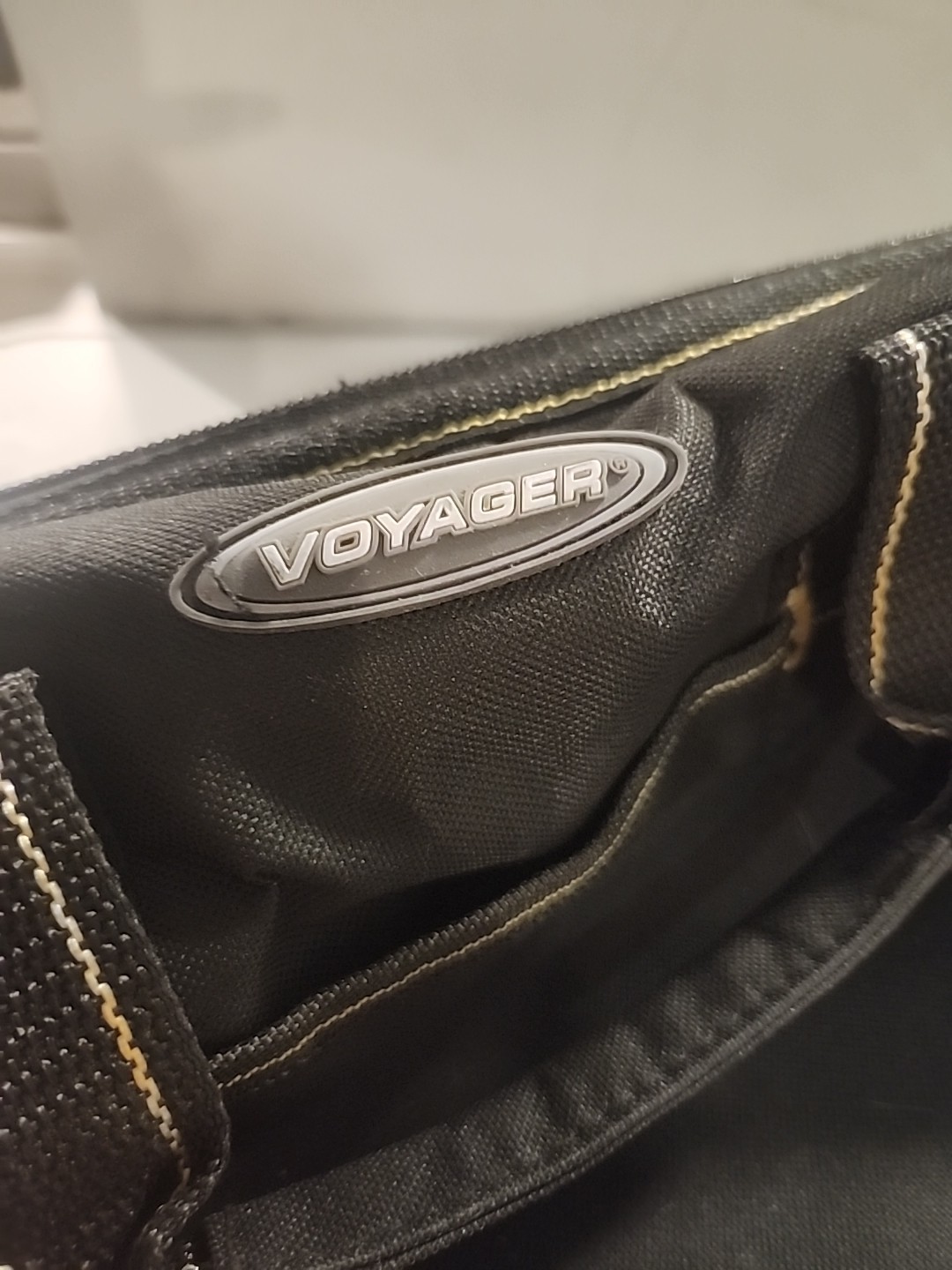 NWT Voyager Heavy Duty Tool Bag With 5 Exterior & 3 Interior Pockets