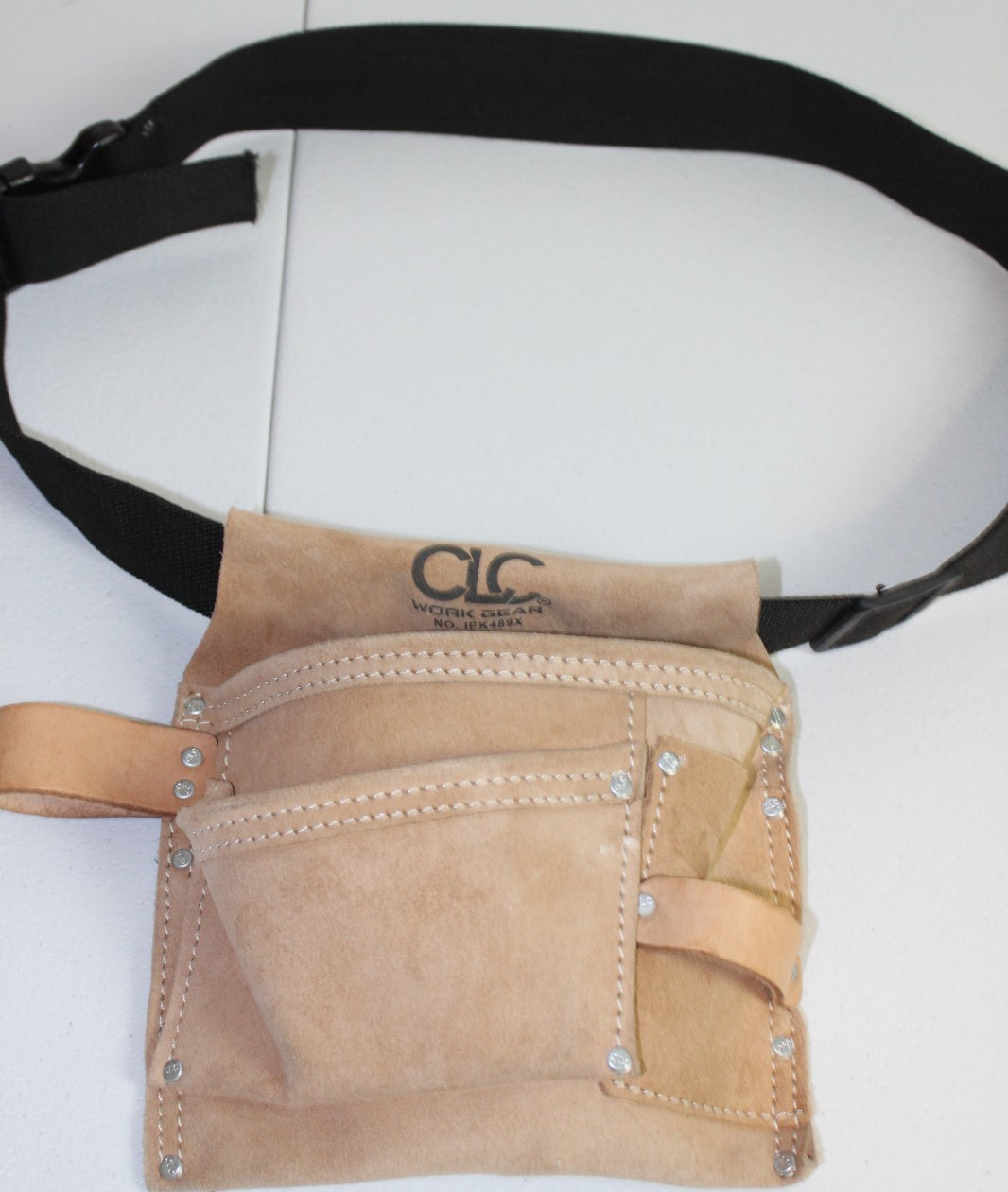 CLC # IPK489X Work Gear Softy Leather Pouch 7 slots with belt