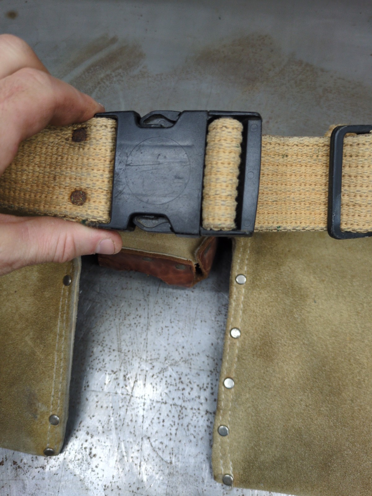 Sears Craftsman Leather Carpenters Tool Belt 37543