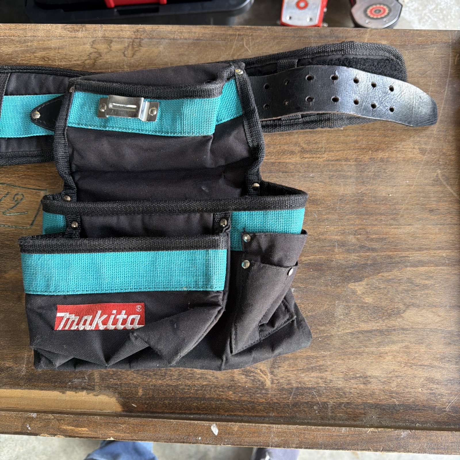 Makita Tool Belt With Back Support Strap 5 Pouch Hammer Loop Drill Clip 845012-A