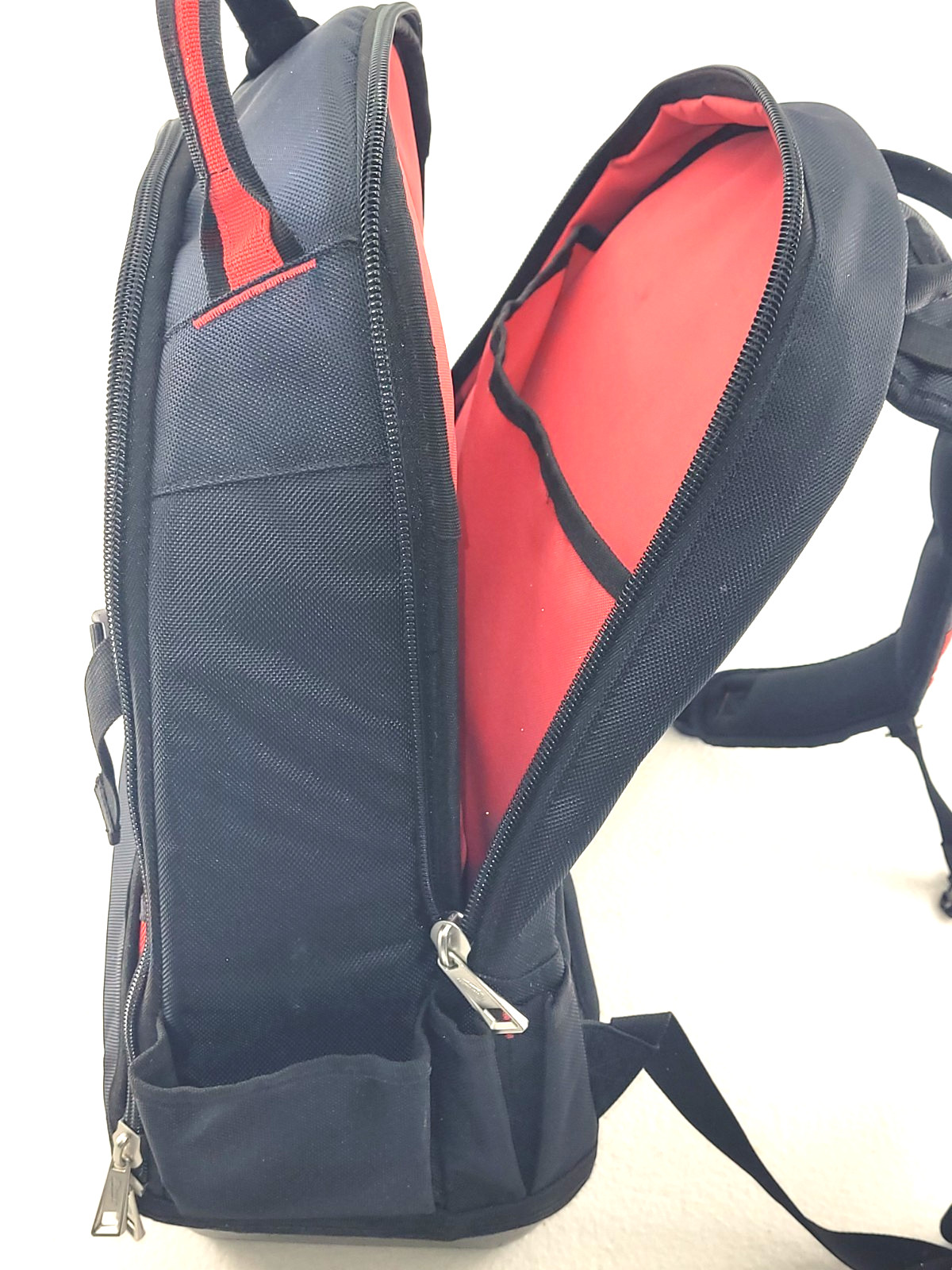 Milwaukee 48-22-8200 35-Pocket Impact Resistant 1680 Ballistic Jobsite Backpack