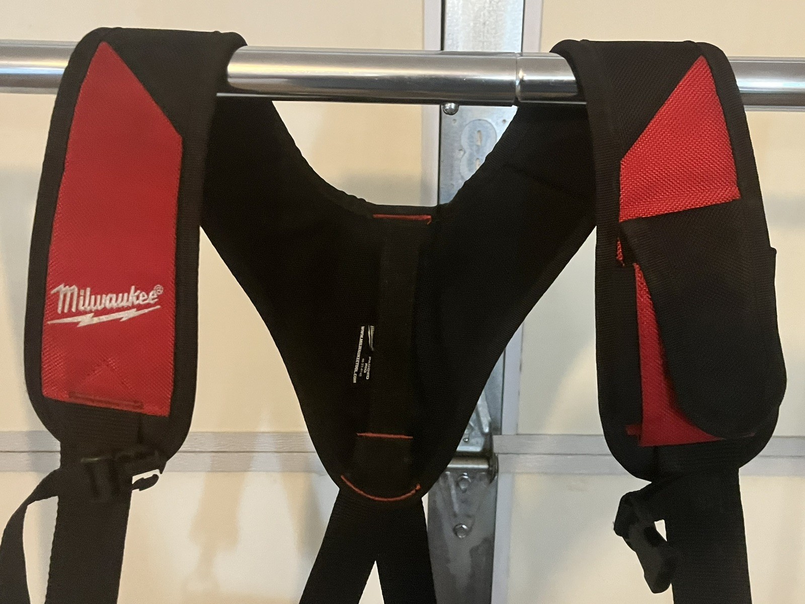 Milwaukee 48-22-8120 30 – 53-Inch 24-Pocket Suspension Rig Contractor Work Belt