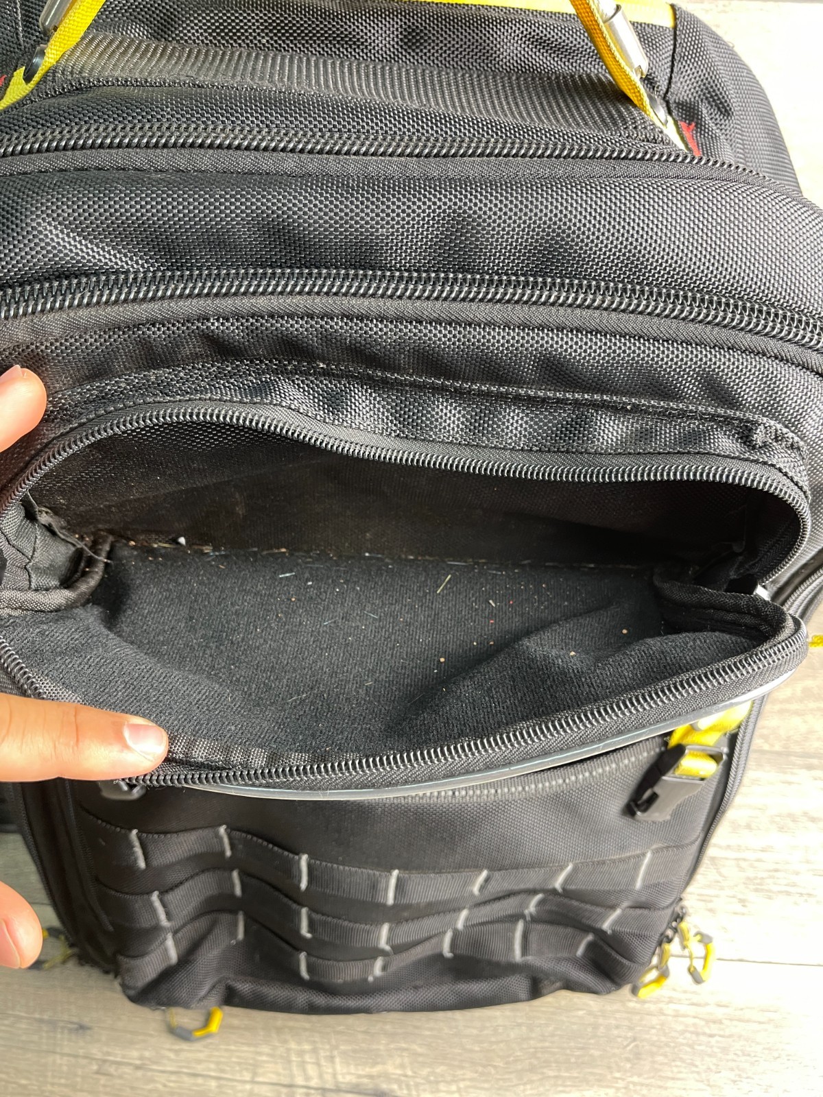 Purdy 14S250000 Tool Backpack Black Unisex Zip Outer Pocket Sleeve Shoulder
