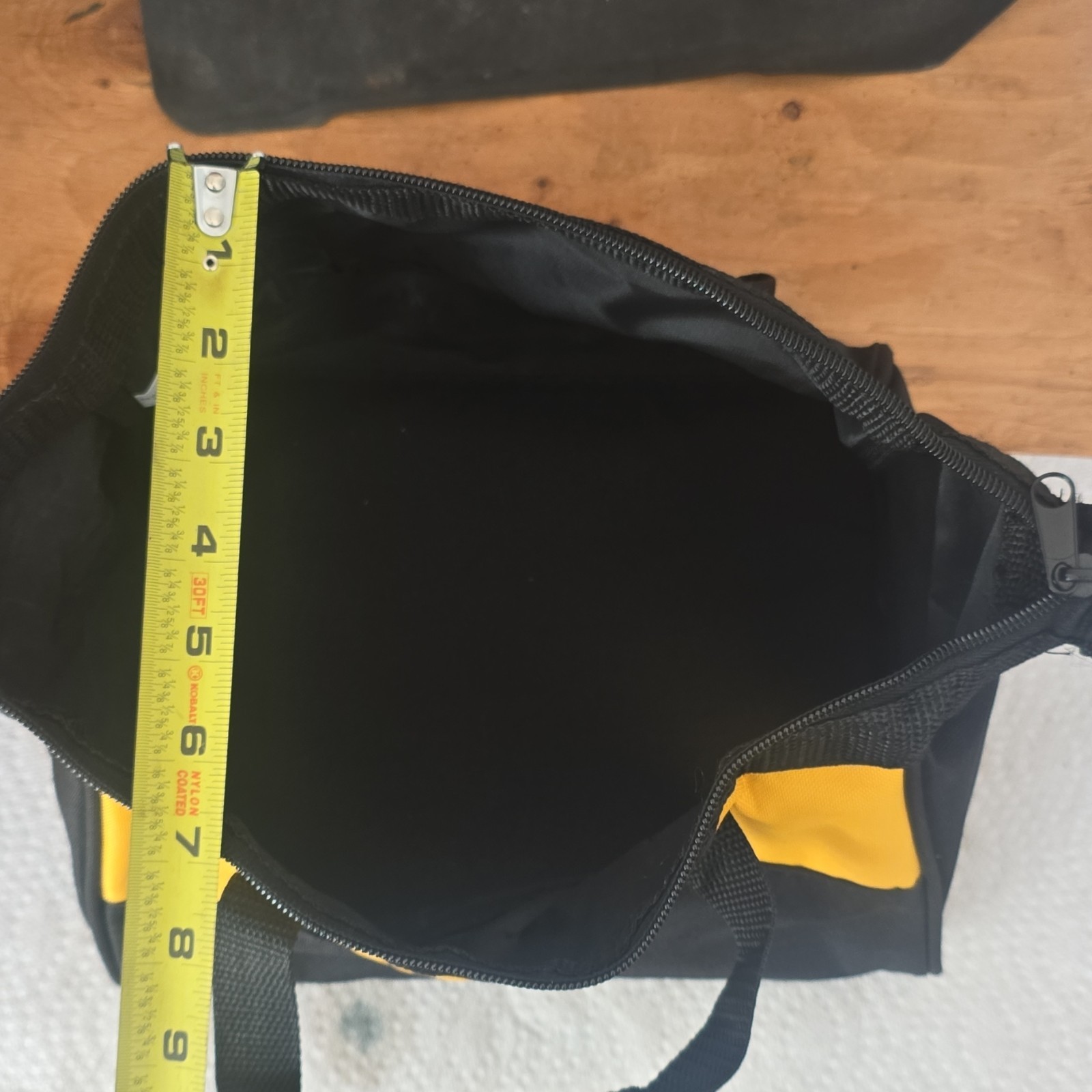 DEWALT Tool Bag Black/Yellow Fabric 12x7x7 in With Handle Zipper Closure