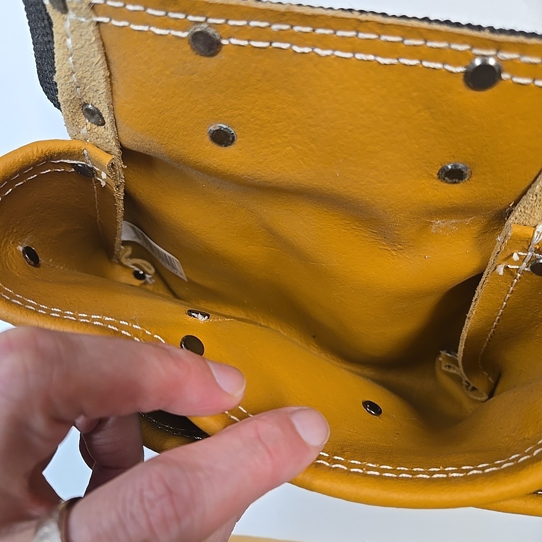 Husky Leather Tool Carpenter Belt Metal Hammer Holders 6 Pouches Pockets