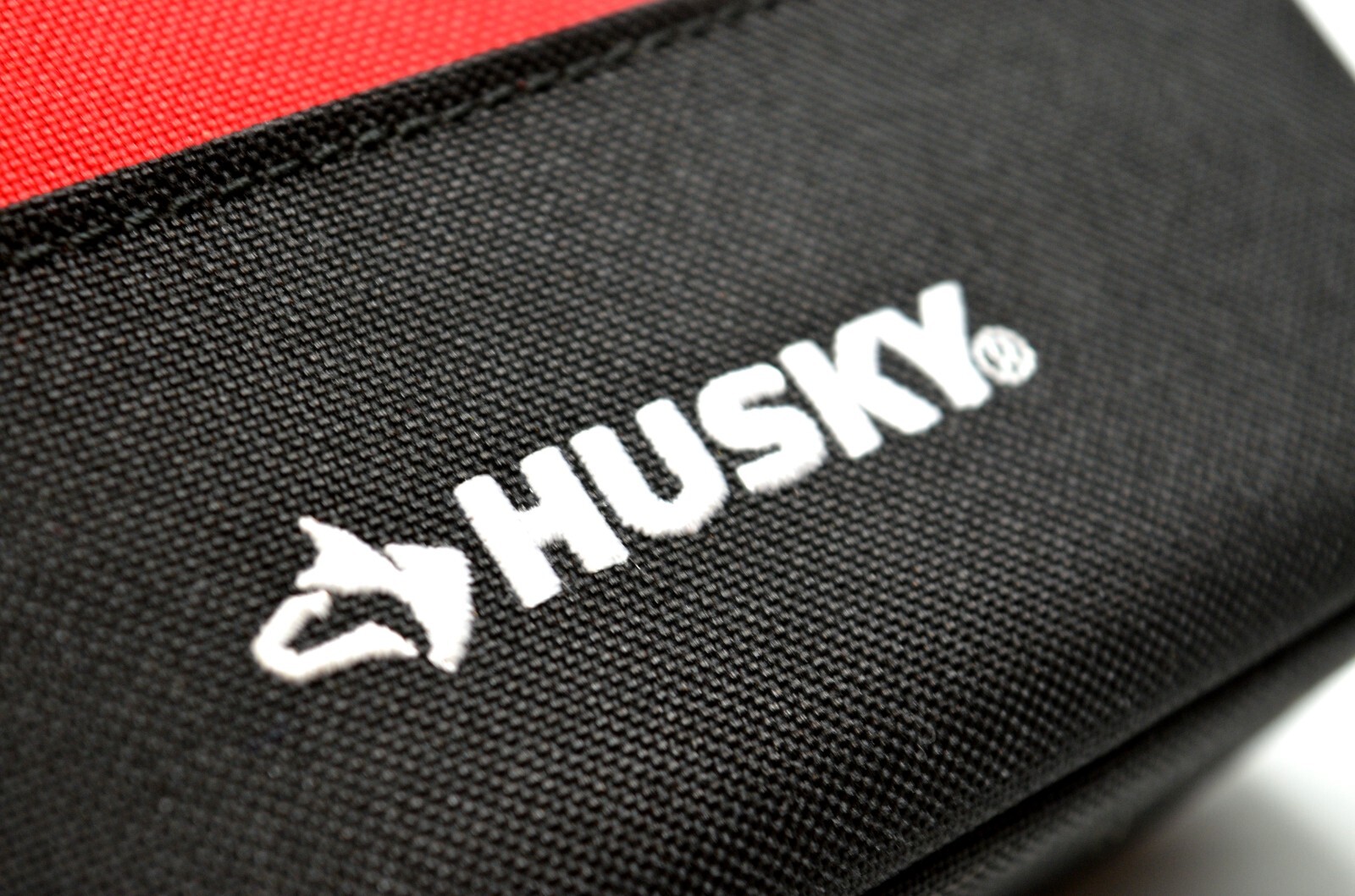 HUSKY 600 Denier Water-Resistant Rugged Storage Pouch * 7 in. x 7 in. x 2 in.
