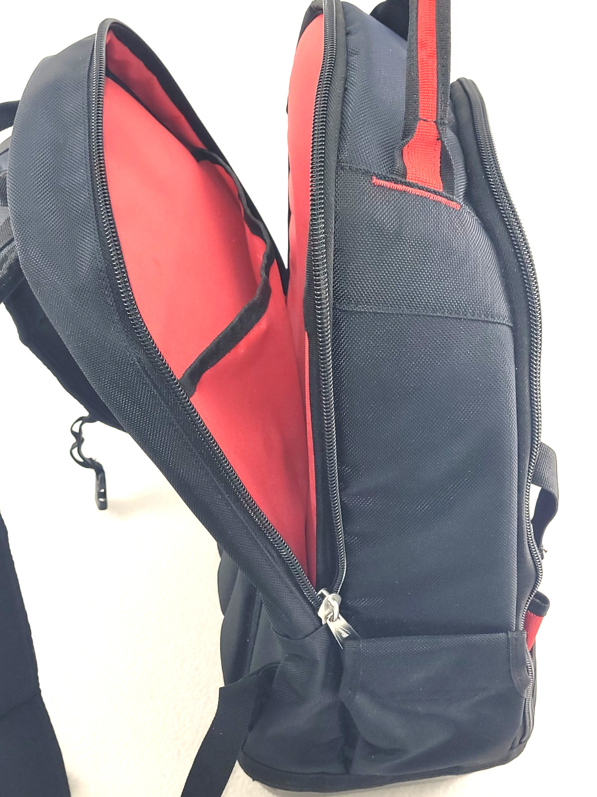 Milwaukee 48-22-8200 35-Pocket Impact Resistant 1680 Ballistic Jobsite Backpack