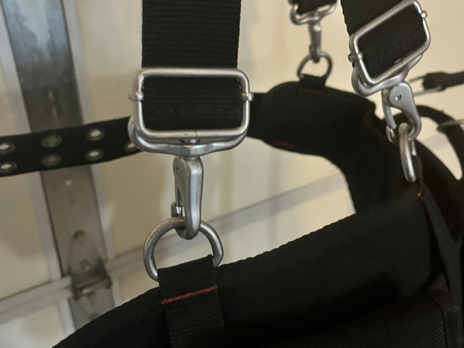 Milwaukee 48-22-8120 30 – 53-Inch 24-Pocket Suspension Rig Contractor Work Belt
