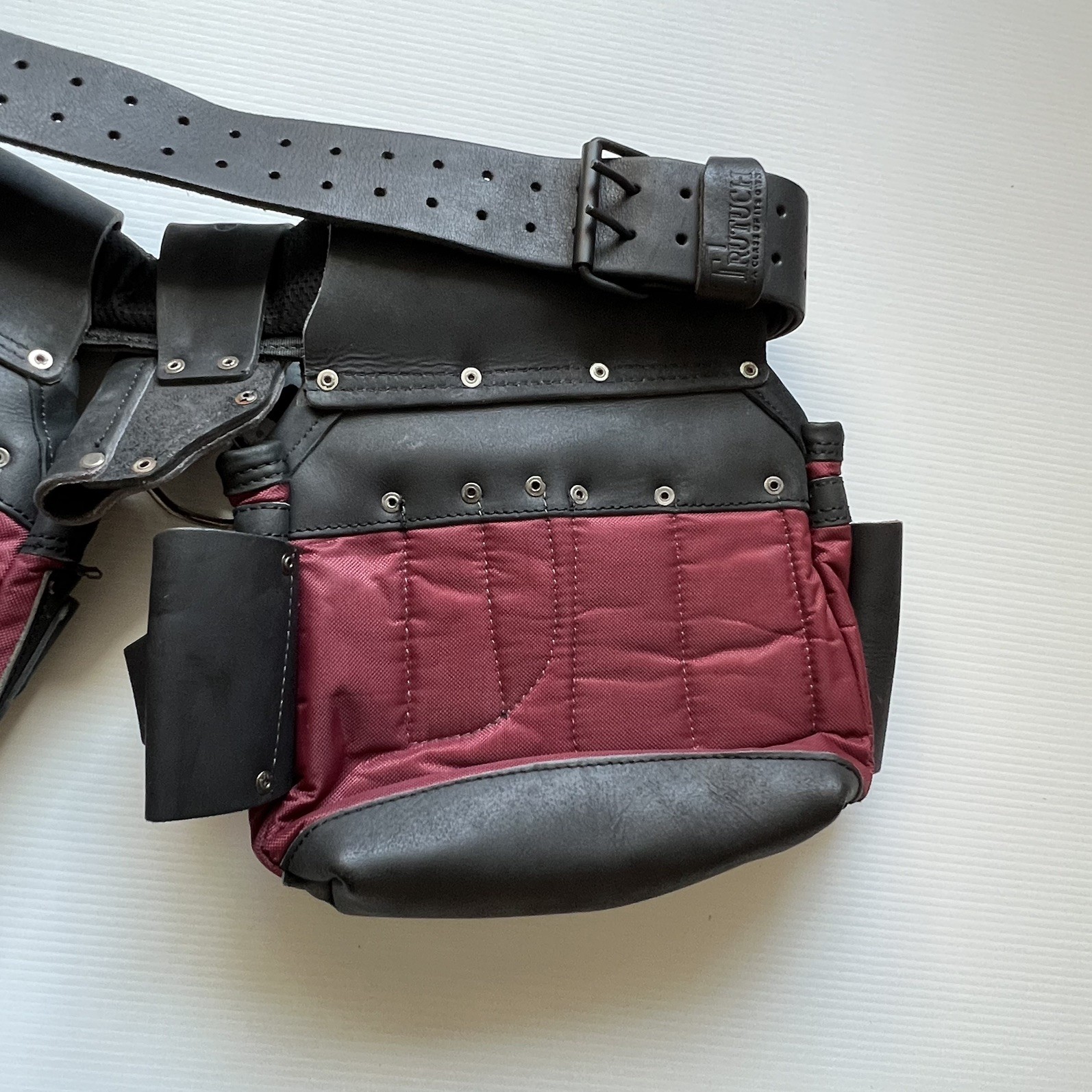 NEW Trutech Heavy Duty Leather & Nylon Tool Belt, Maroon & Black , TT-1650-R
