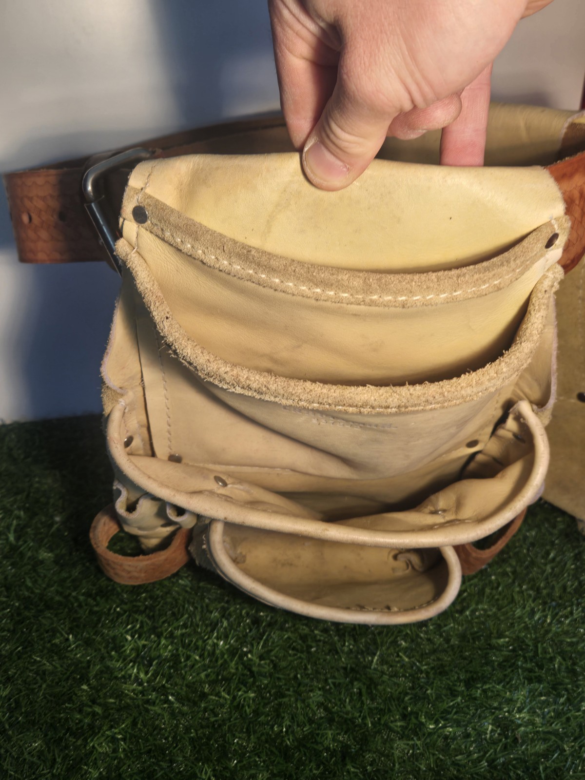 2 w/ belt – Craftsman 937542 Tan Suede Leather Multi Pocket Tool Pouch Riveted