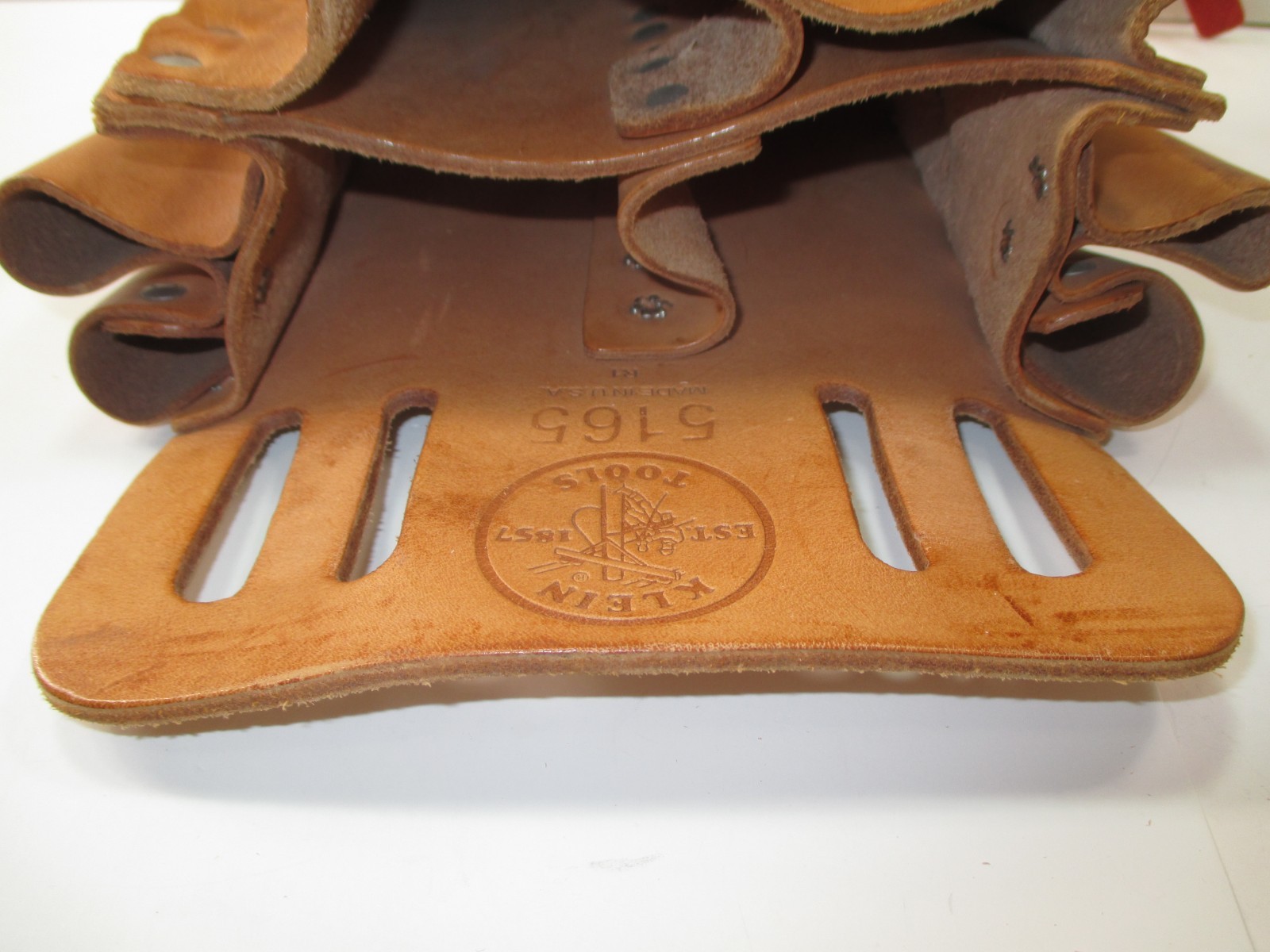 KLEIN TOOLS 5165~10-POCKET -TAN LEATHER TOOL POUCH~KNIFE SNAP~TAPE THONG~U.S.A.