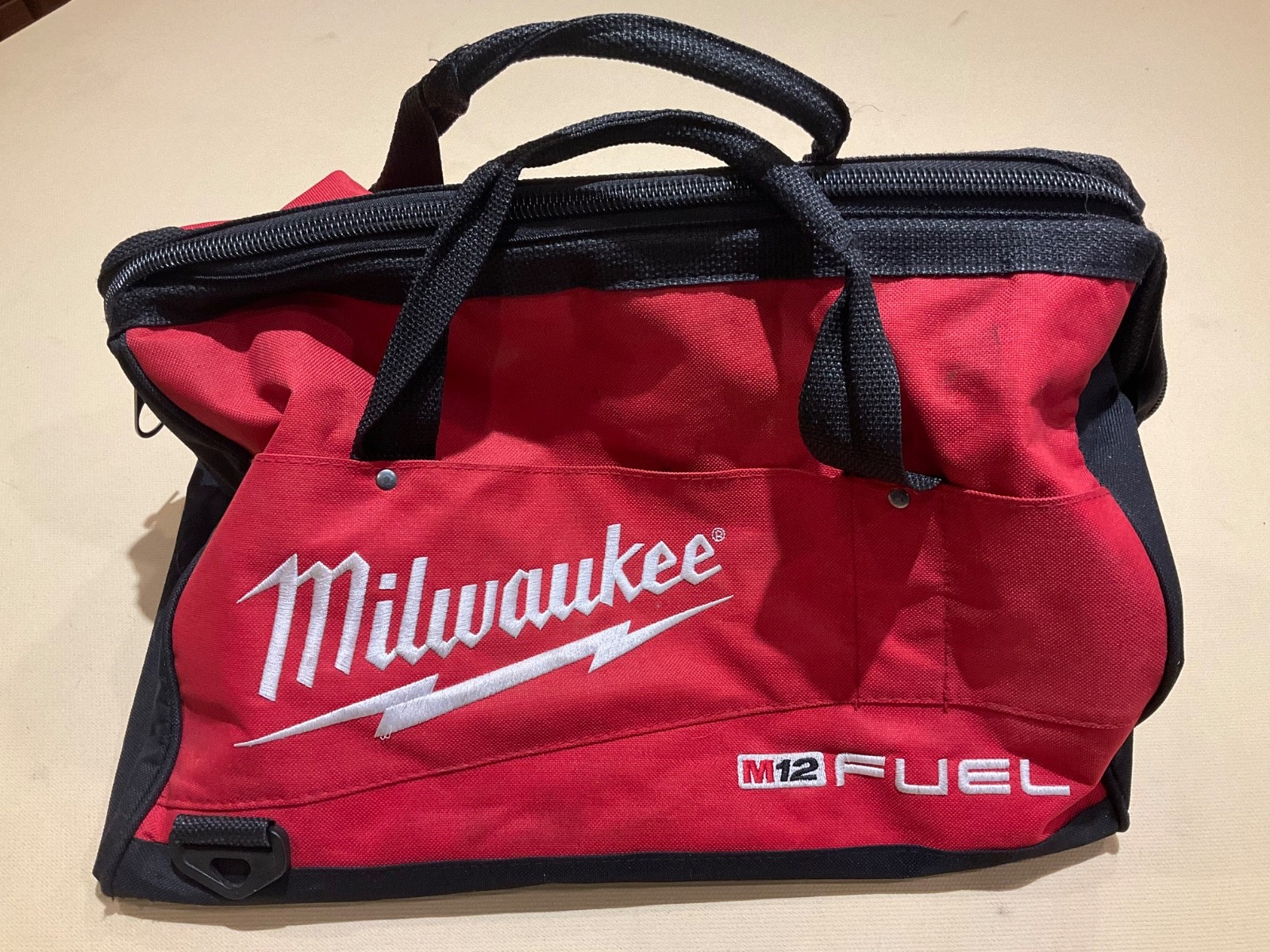 Milwaukee M12 FUEL Heavy Duty 16″ Contractor Tool Bag