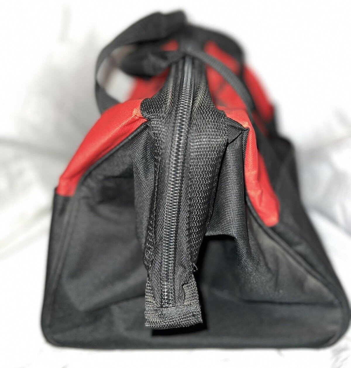 Snap-On Tool Bag Red Wide Mouth Zipper Close Double Handle Outer Sleeve Pockets