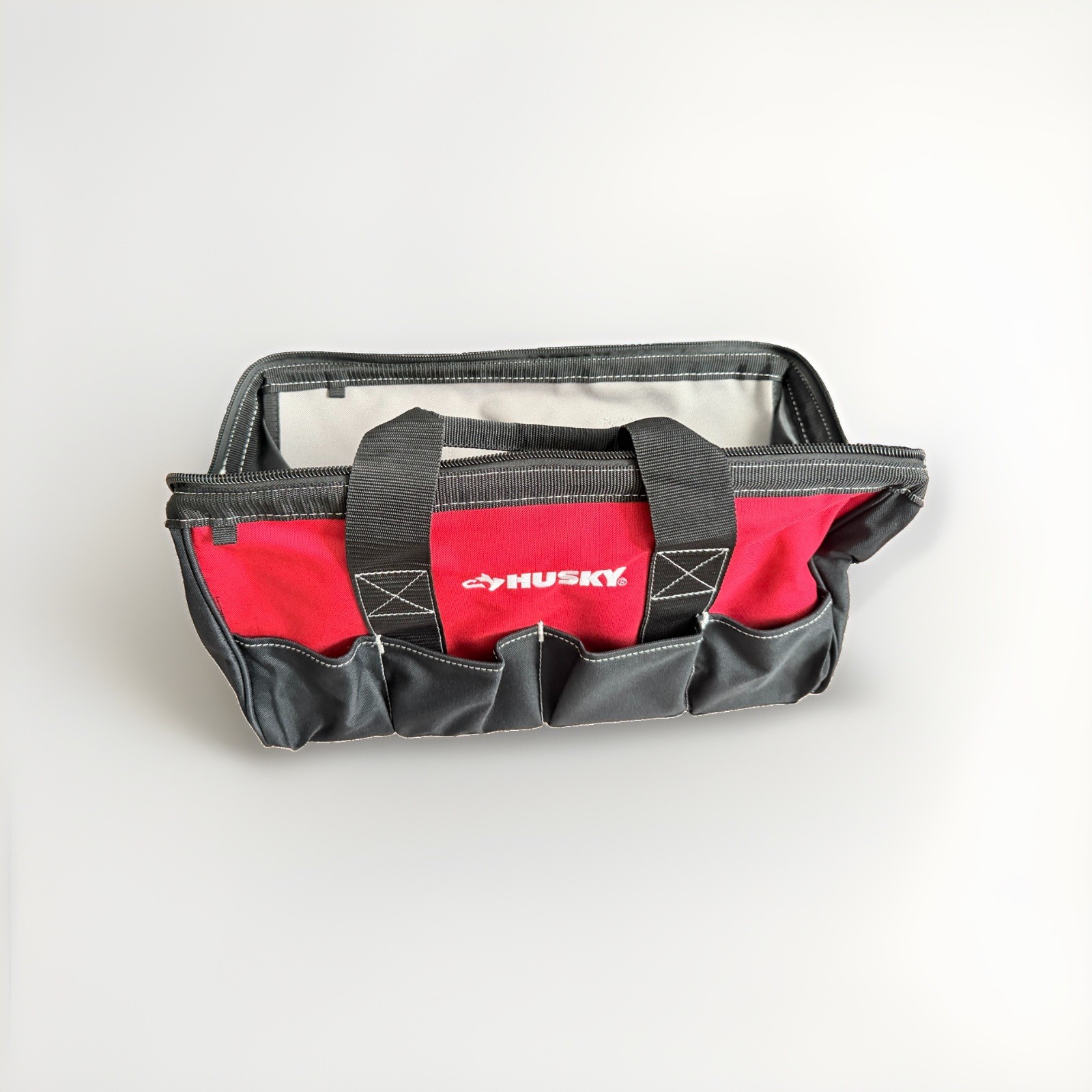 Husky 18-inch Tool with 7 Pockets Heavy Duty Tool Bag. New