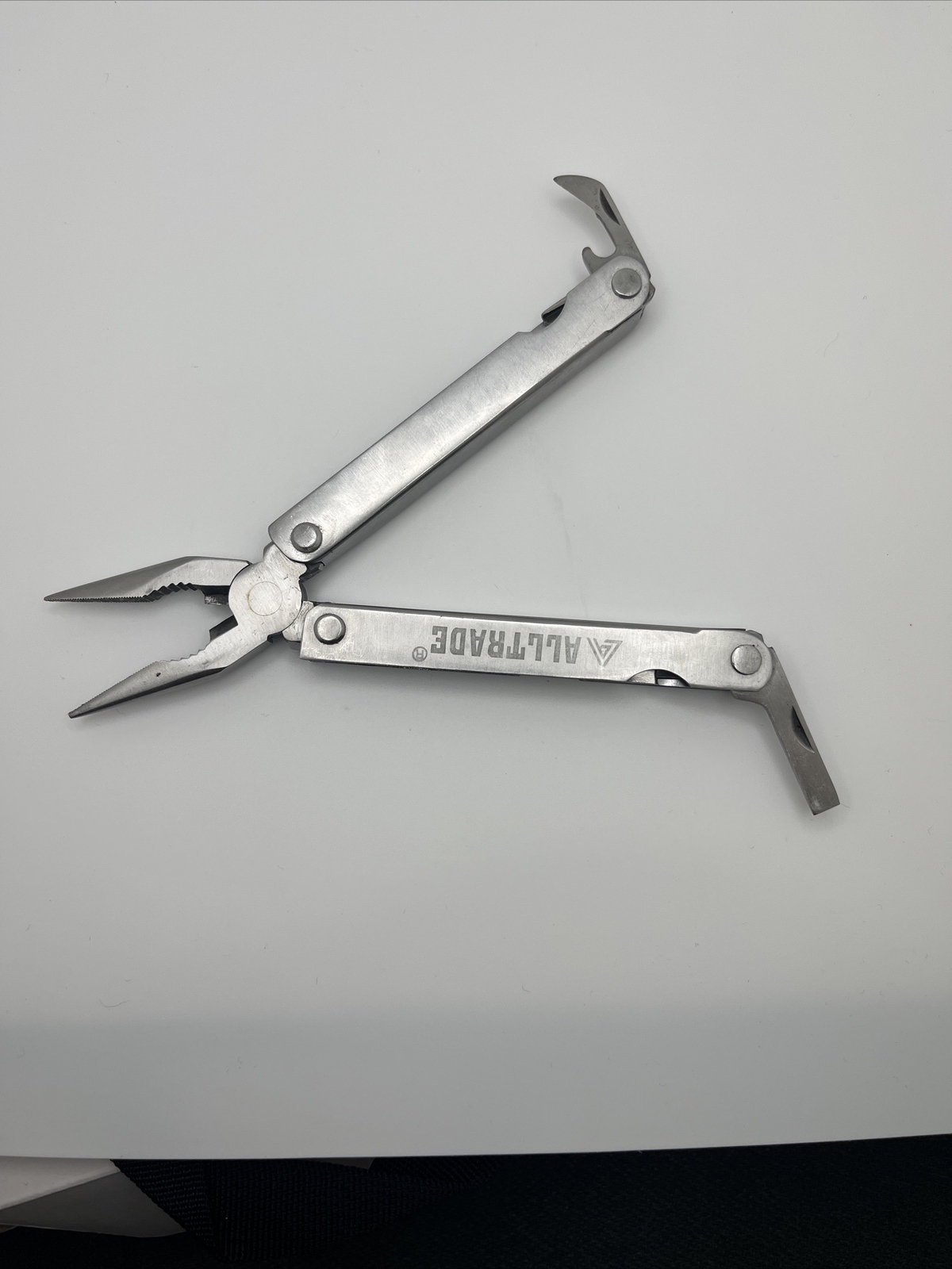 Alltrade 9-in-1 Stainless Steel Multi-tool with Pliers