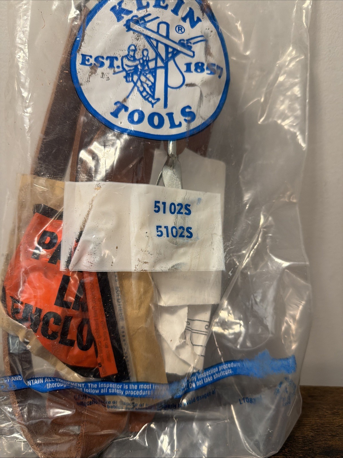 Klein Tools Leather Shoulder Strap Kit 5102S, Made In USA, For 5102 & 5105 Bags