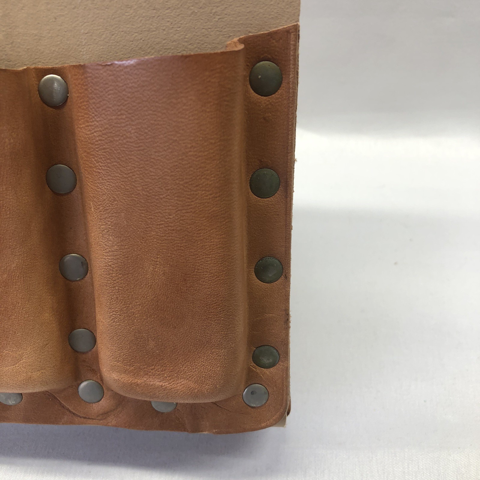 Klein Tools 5126 5 Pocket Durable Tradesman Tan Leather Tool Pouch with Clip USA