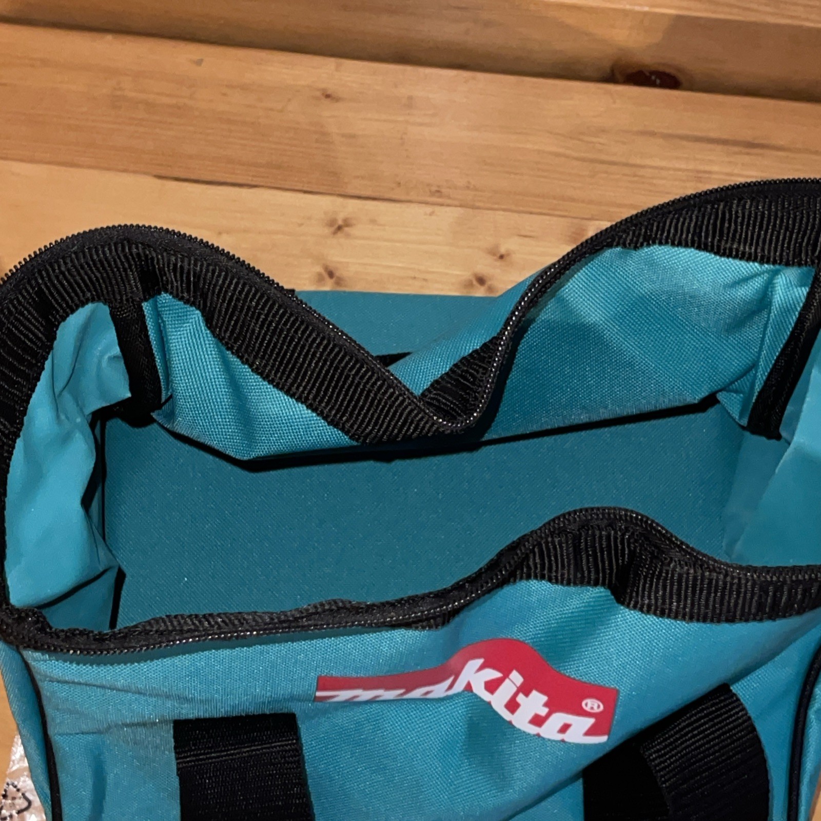 Makita 11”Contractor Tool Bag Turquoise Small Zippered New