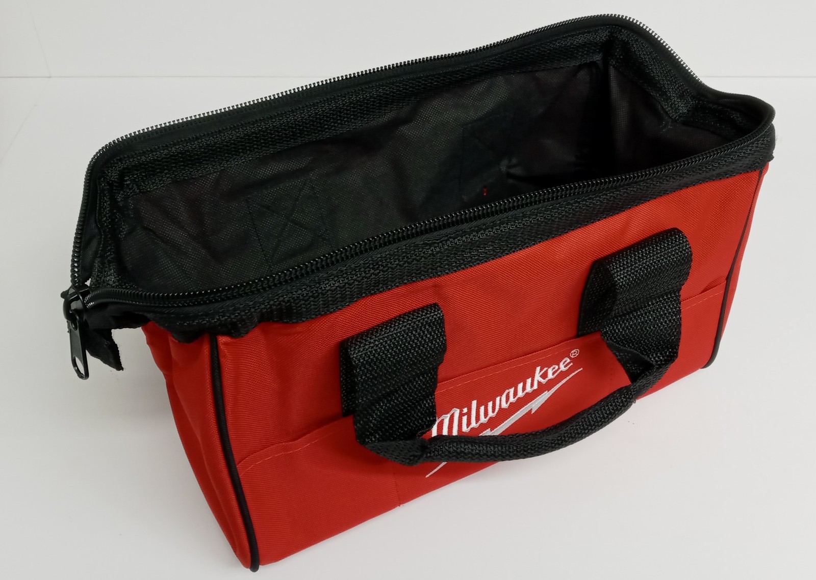 Milwaukee 42-55-6148 Small Contractor Tool Bag 13″ Long x 7″ Wide x 8″ High